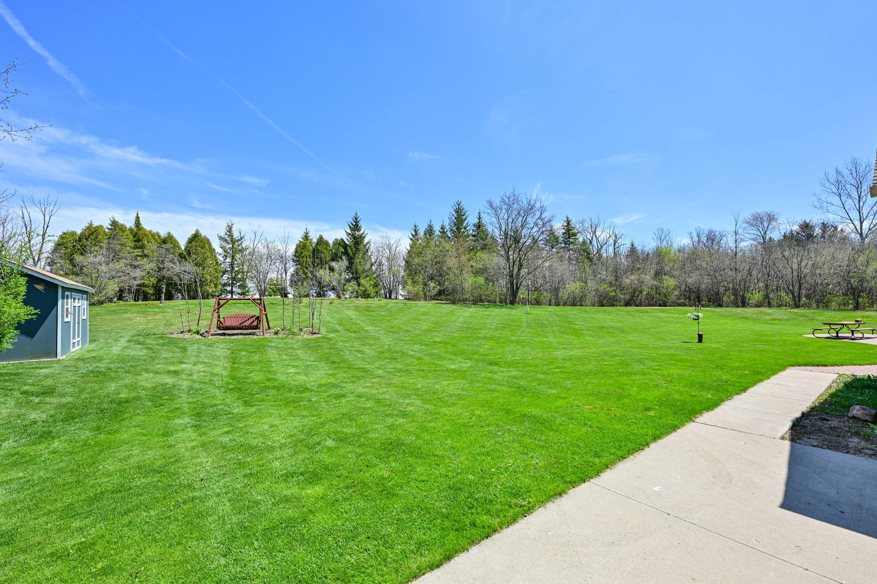 1294 Trailway Dr