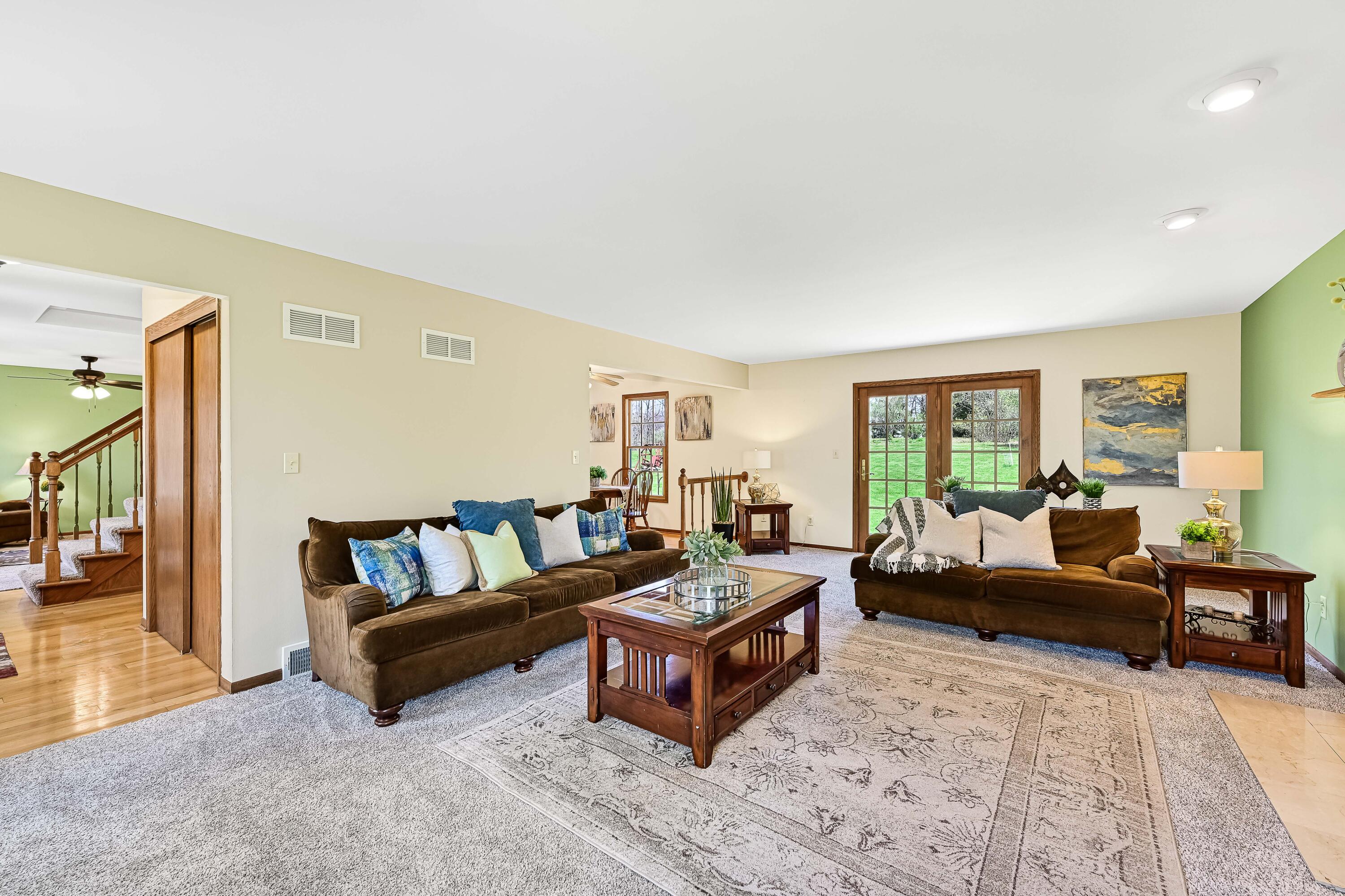 1294 Trailway Dr