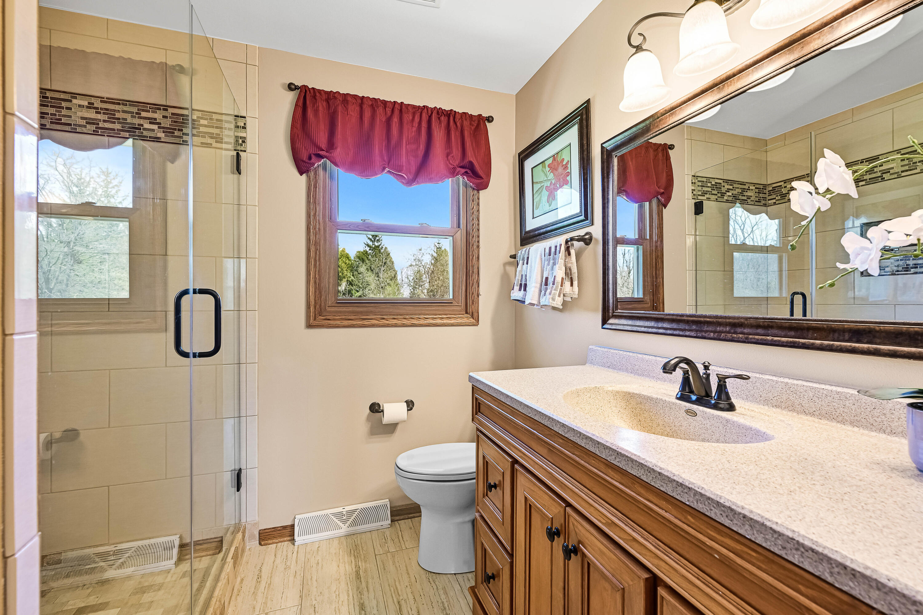 1294 Trailway Dr