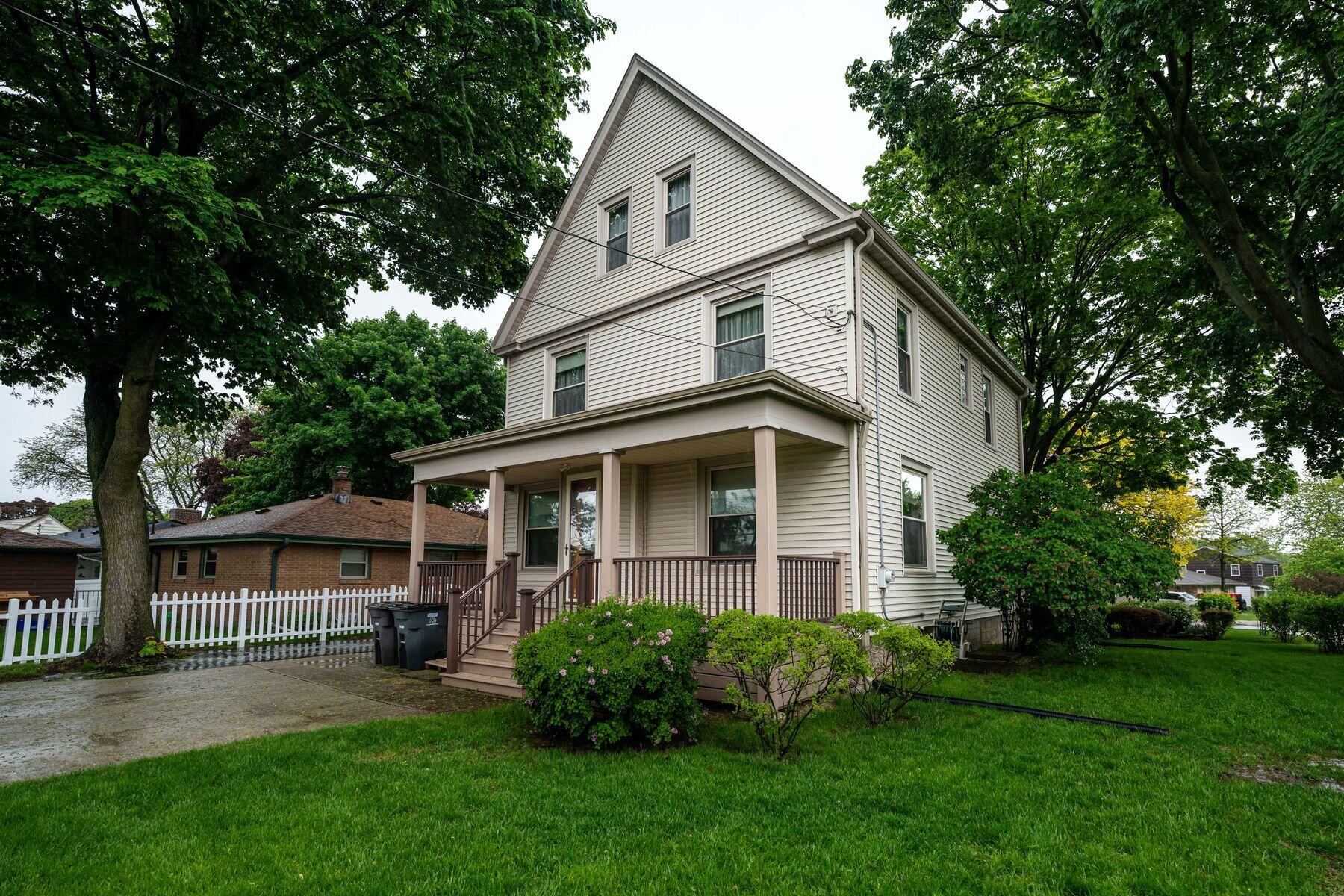 4800 W Midland Dr, Greenfield
