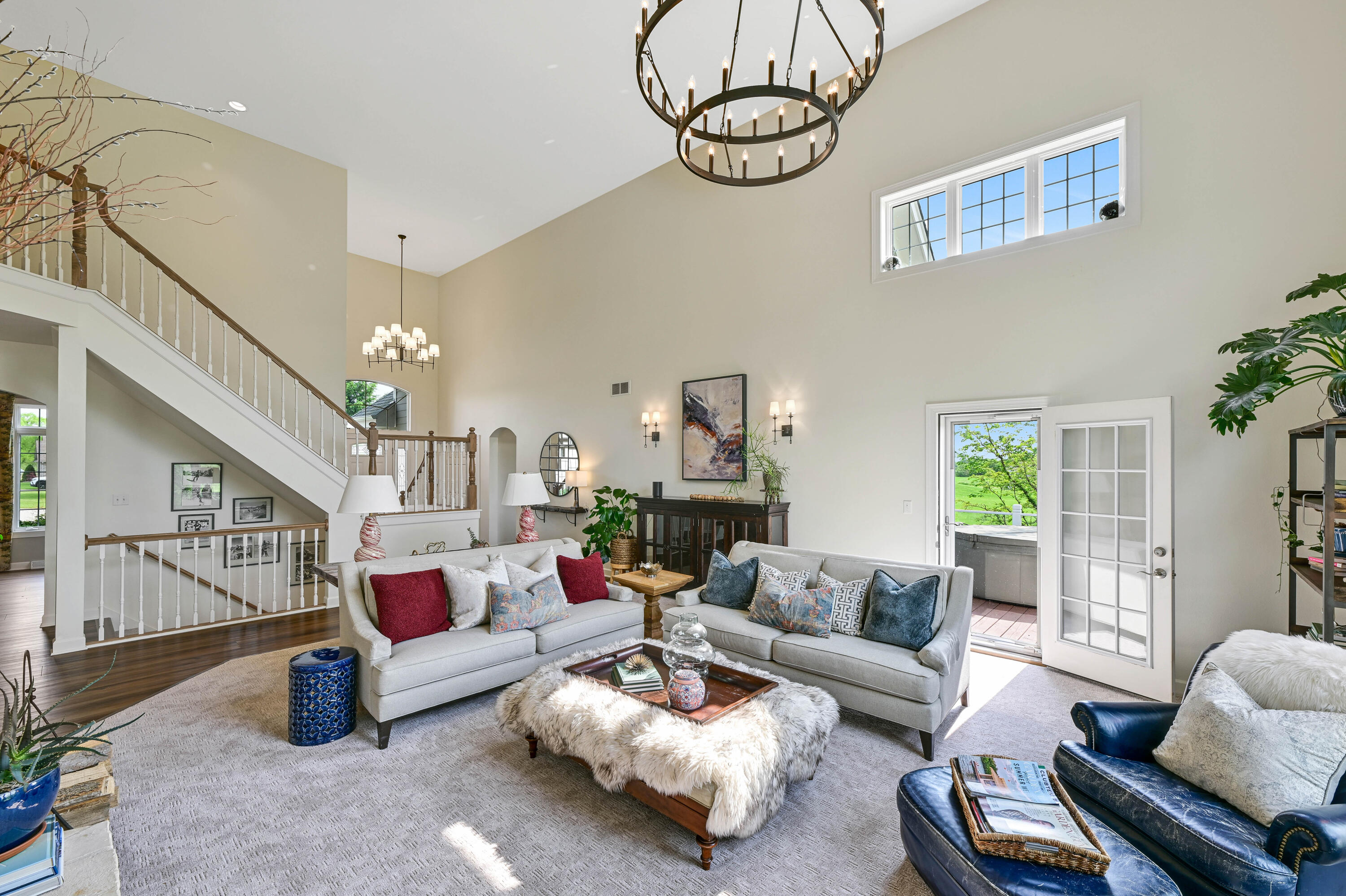 13345 N Laurel Ln
