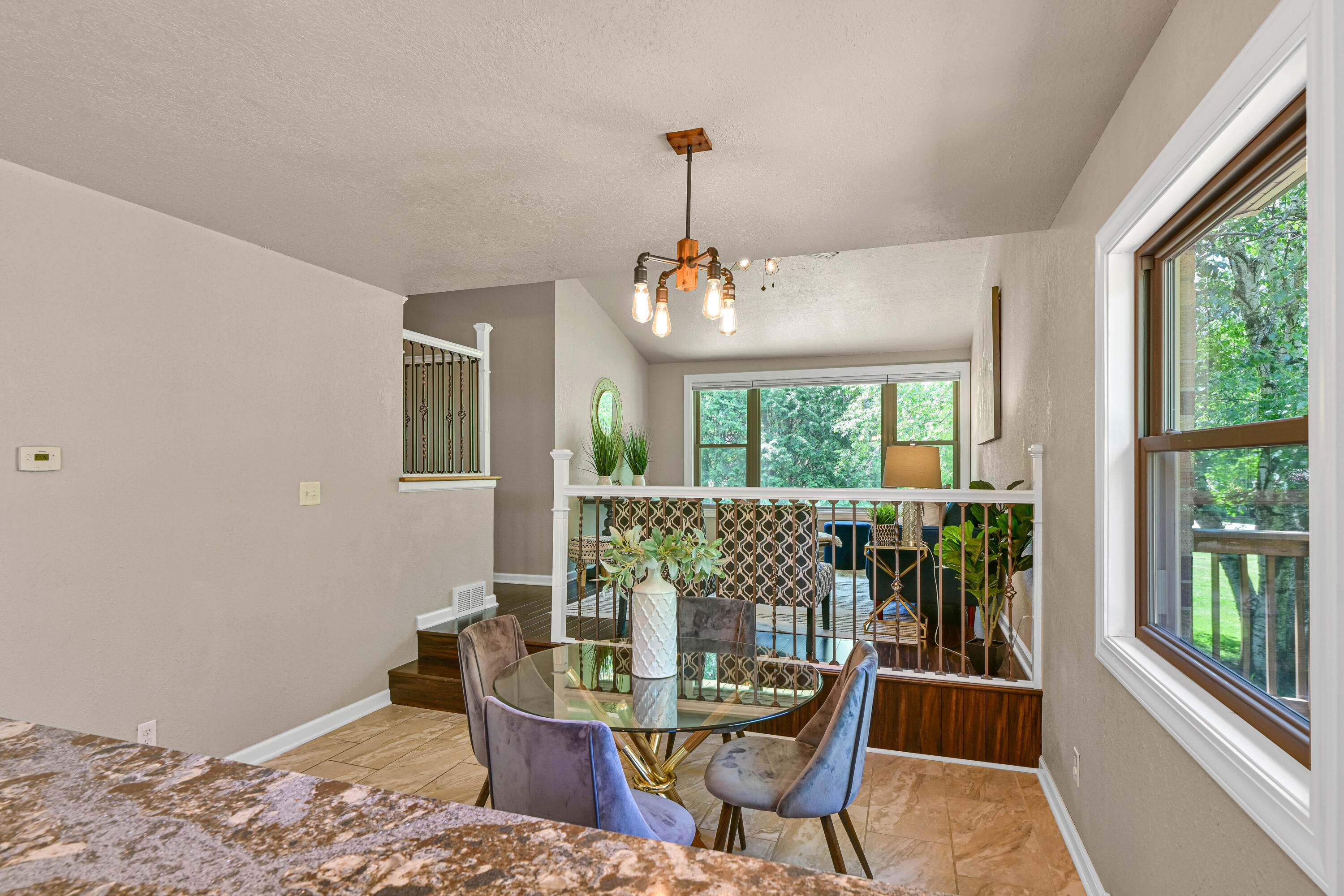1408 Woodland Dr