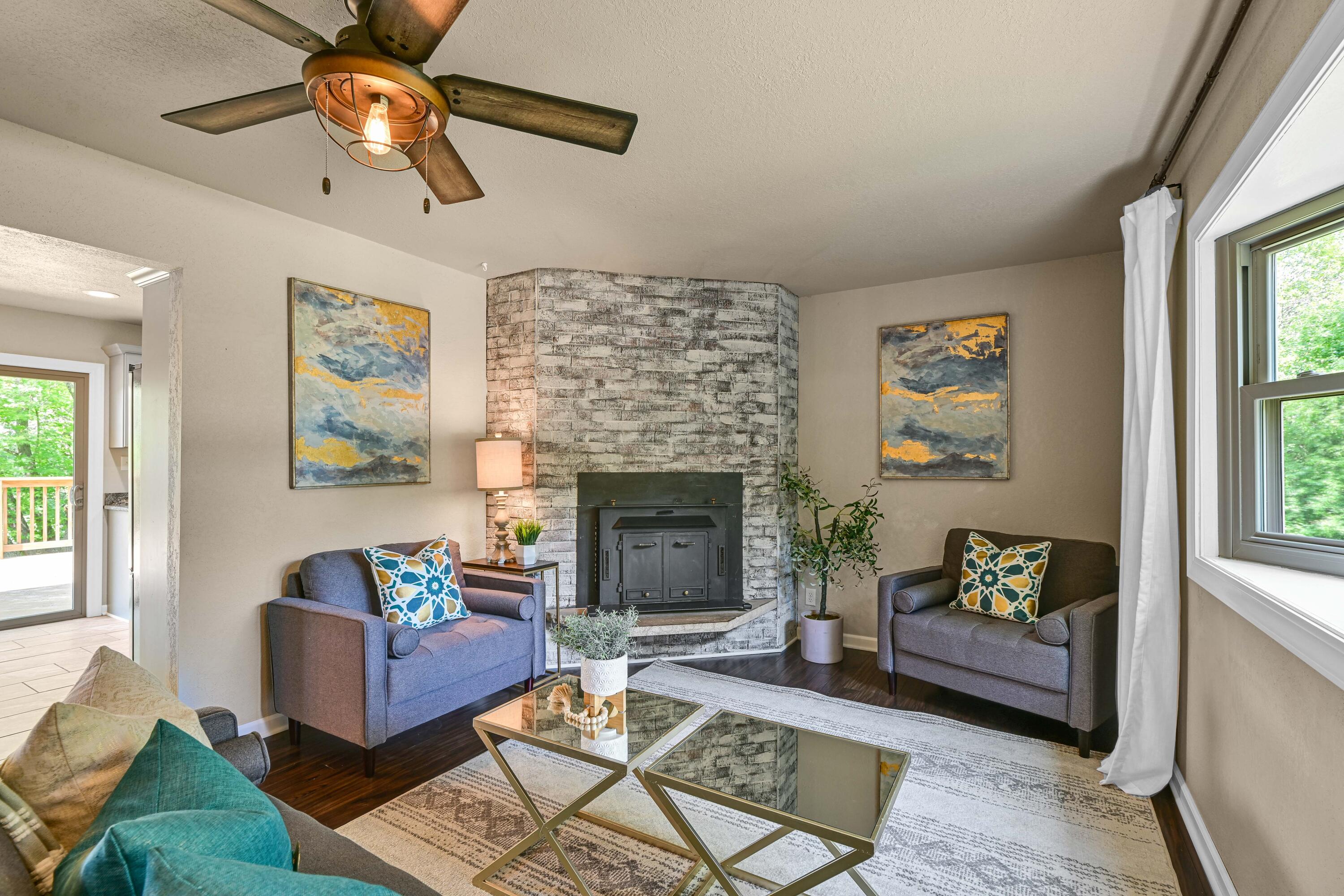 1408 Woodland Dr