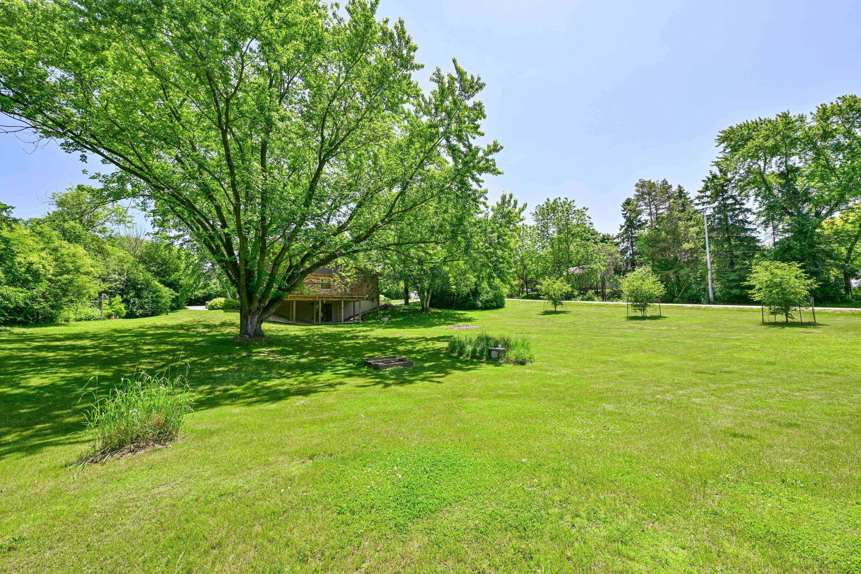 1408 Woodland Dr
