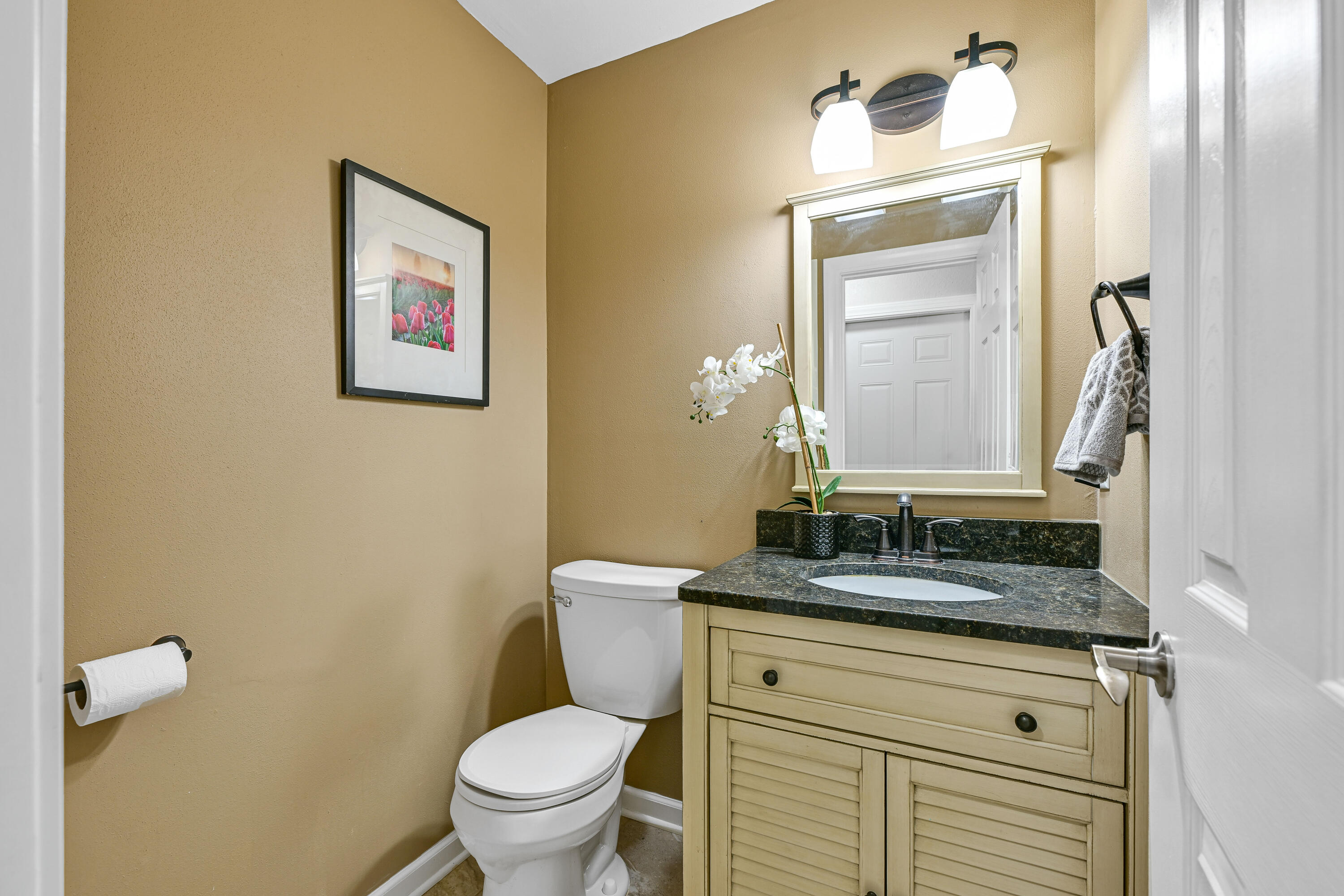 1408 Woodland Dr