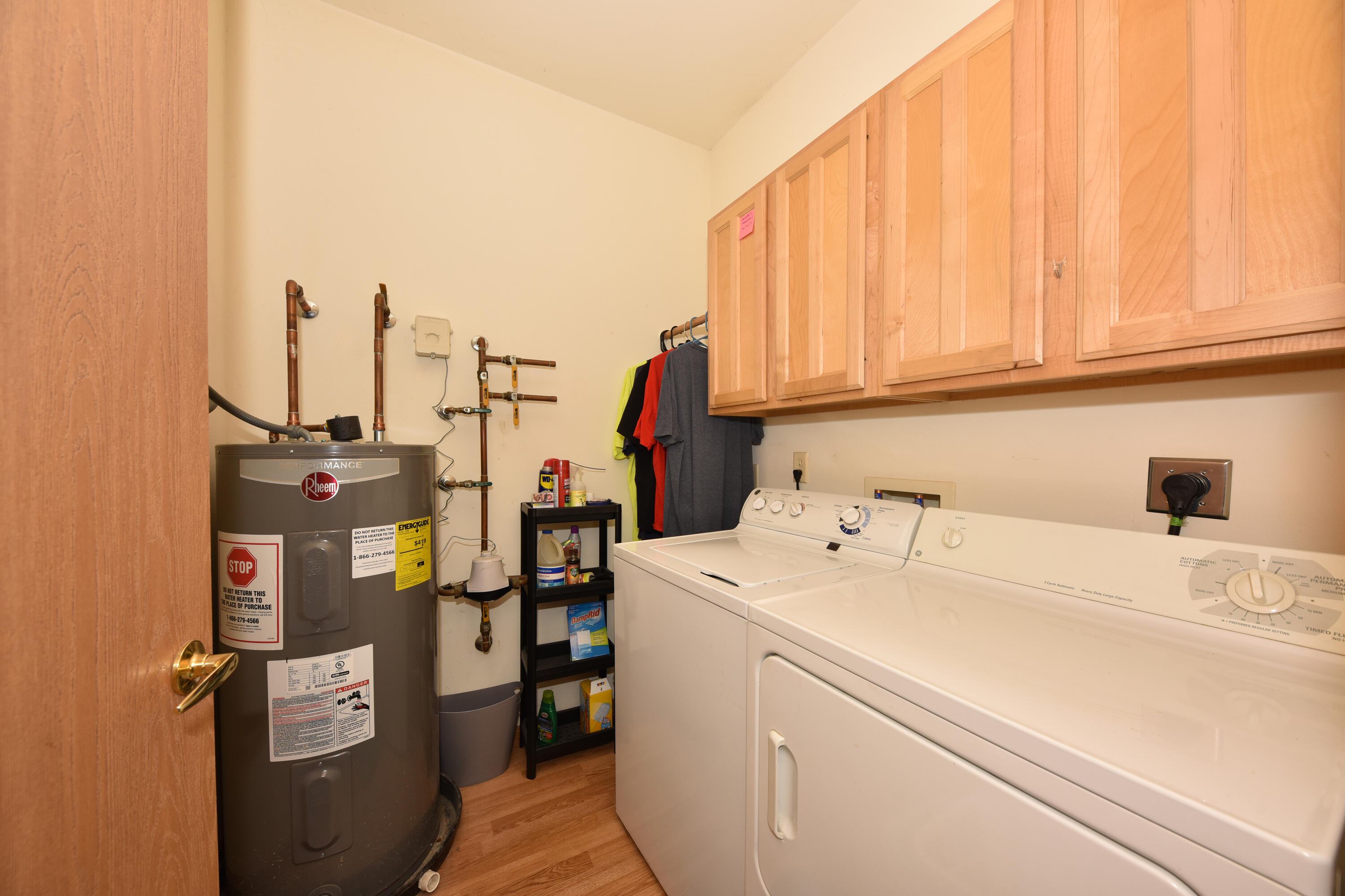 2111 Pine Ridge Ct
