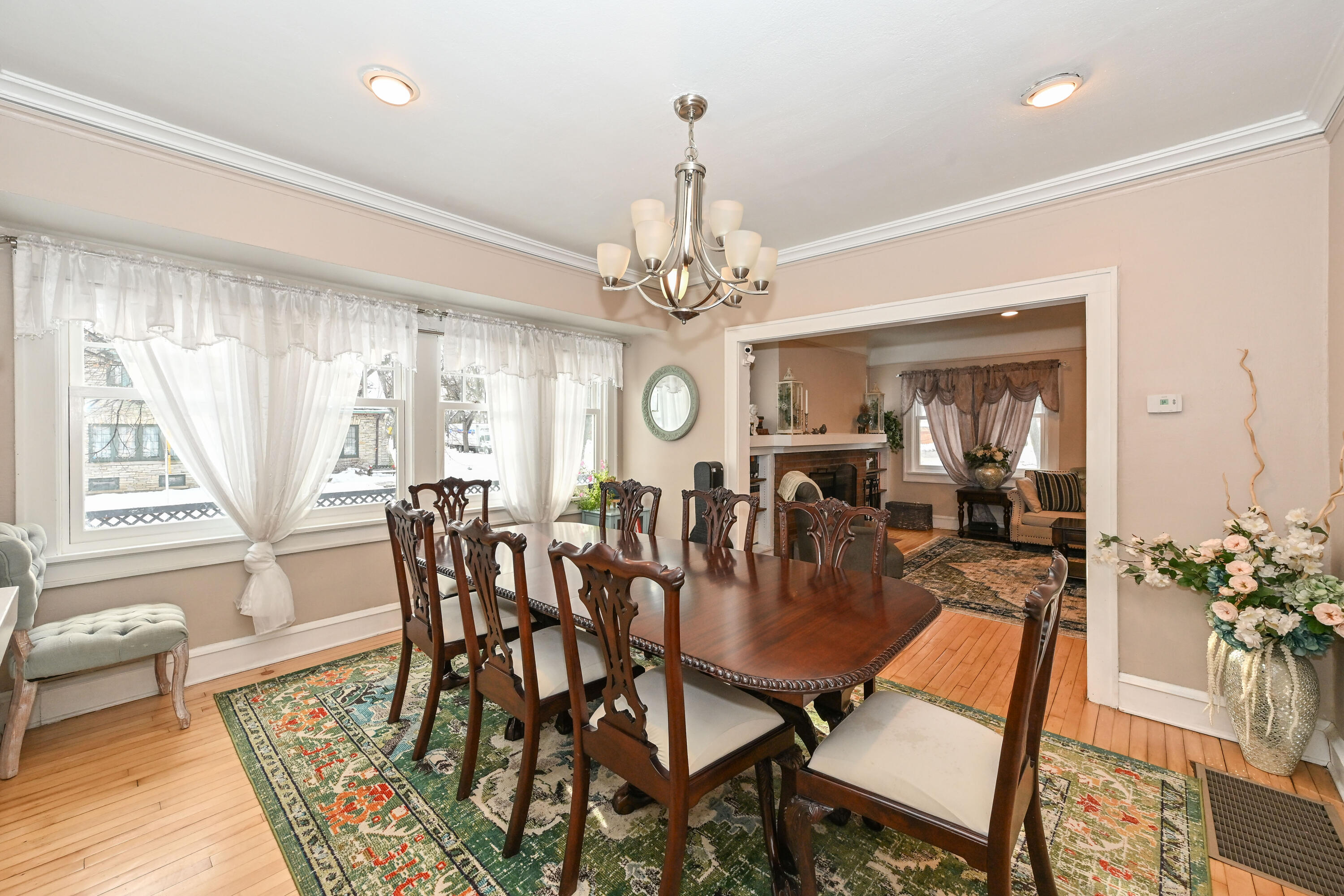 2804 N Grant Blvd