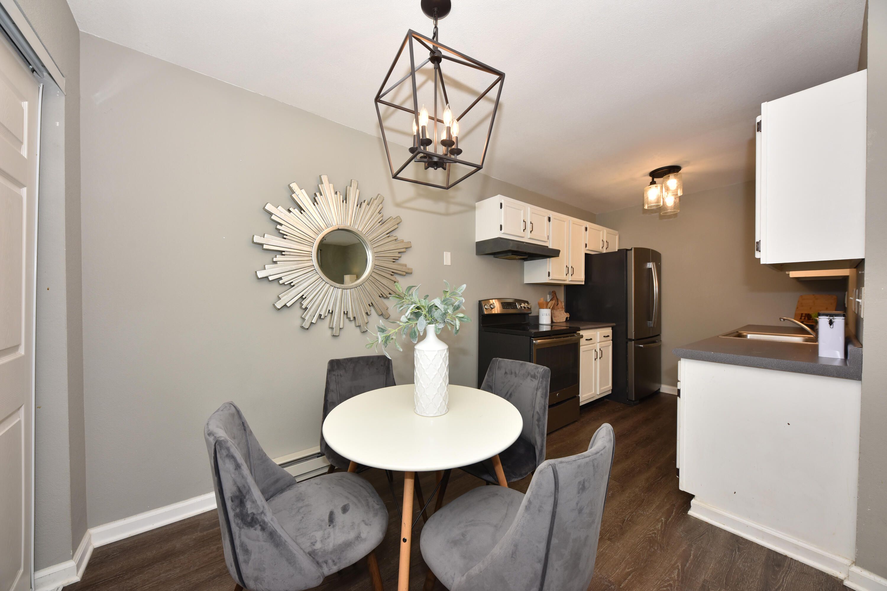 N115W17113 Armada Dr Unit: 12