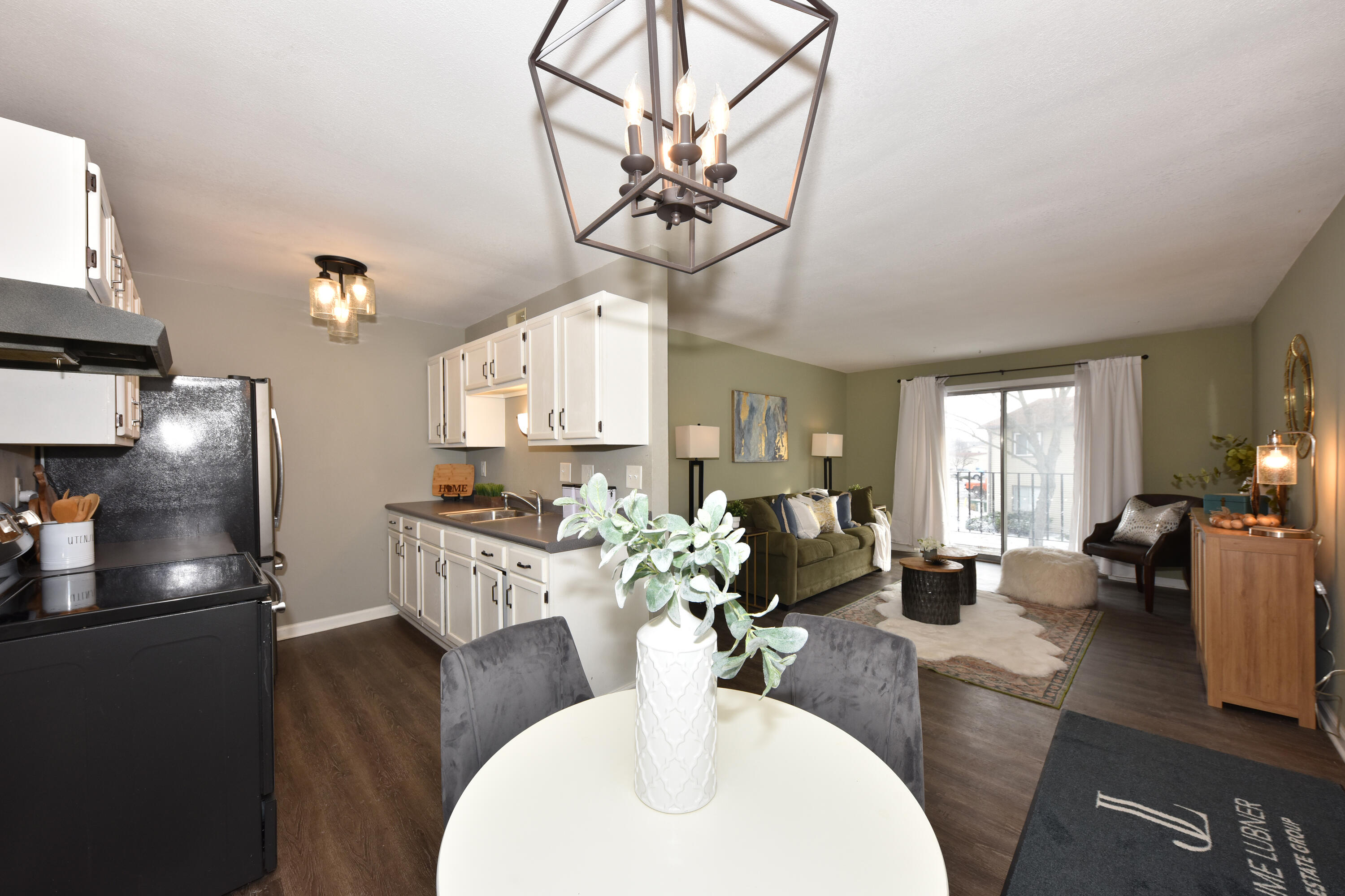 N115W17113 Armada Dr Unit: 12