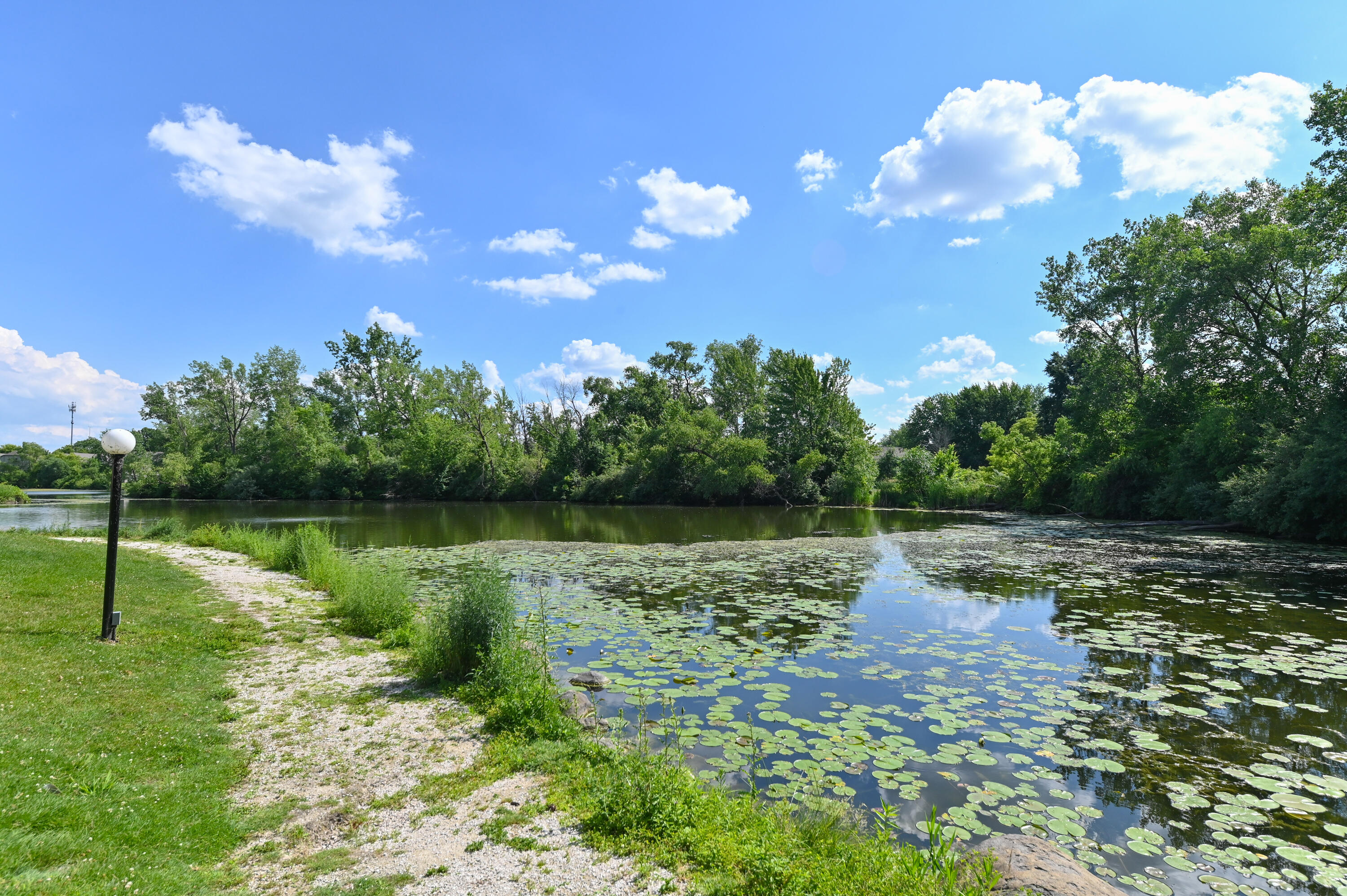 N115W17113 Armada Dr Unit: 12