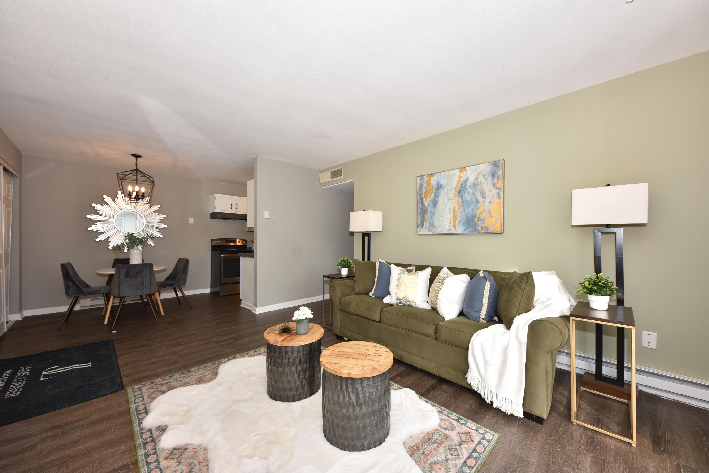 N115W17113 Armada Dr Unit: 12