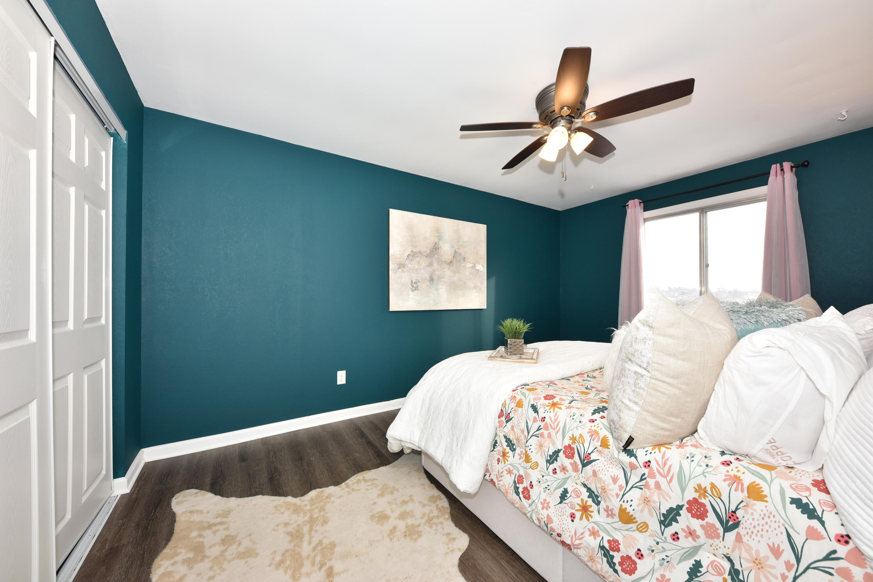 N115W17113 Armada Dr Unit: 12