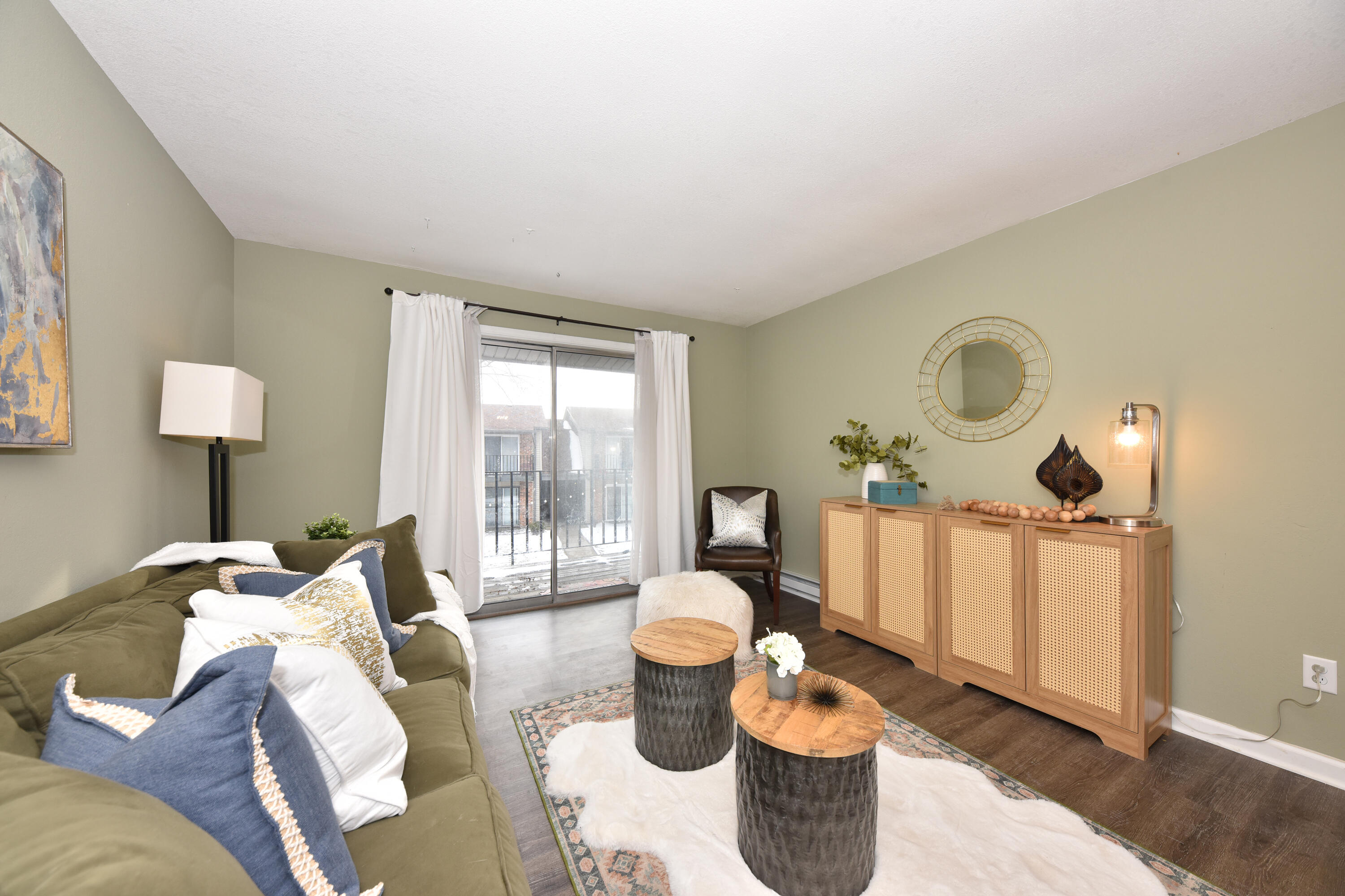 N115W17113 Armada Dr Unit: 12