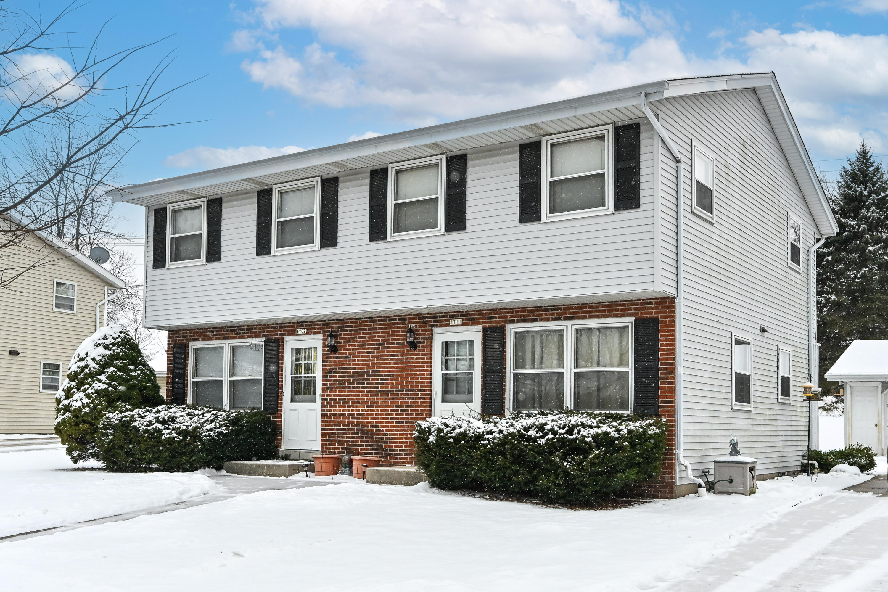 1709 Parknoll Ln Unit: 1711