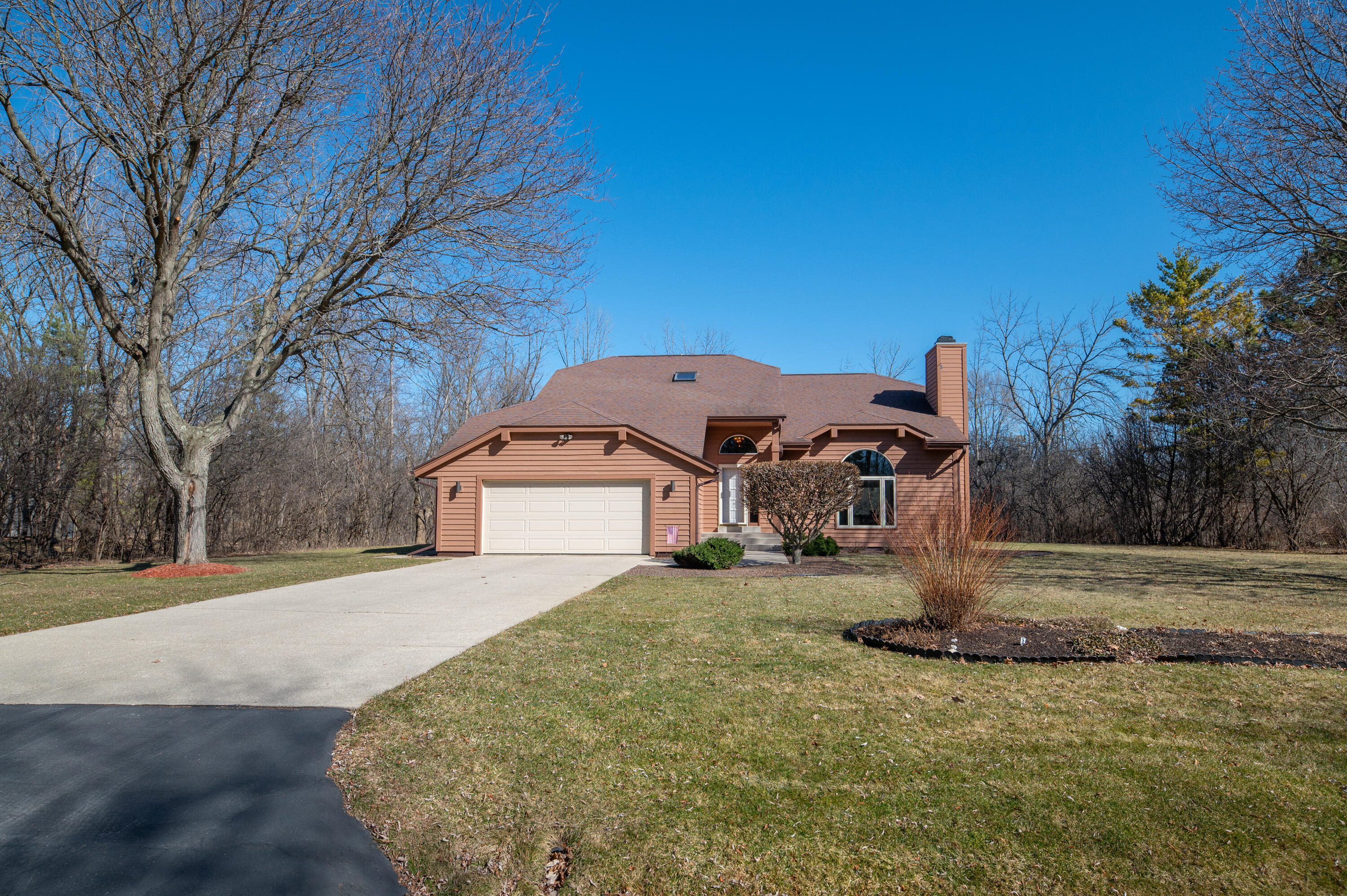 10510 Stratford Pl