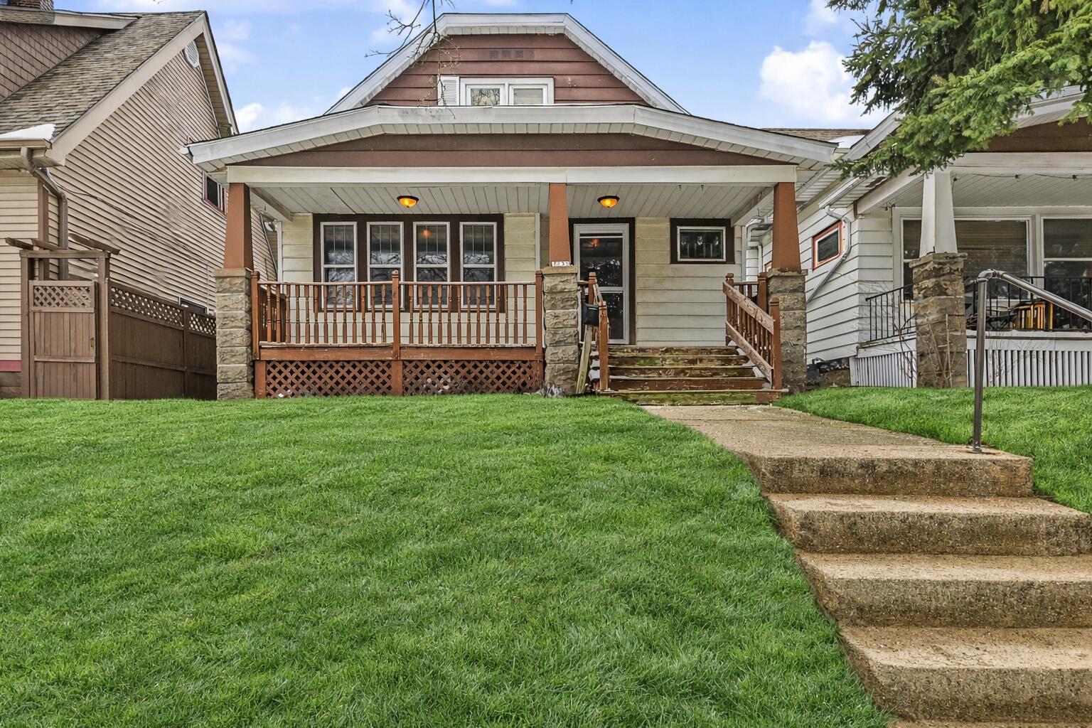 2735 S Greeley St
