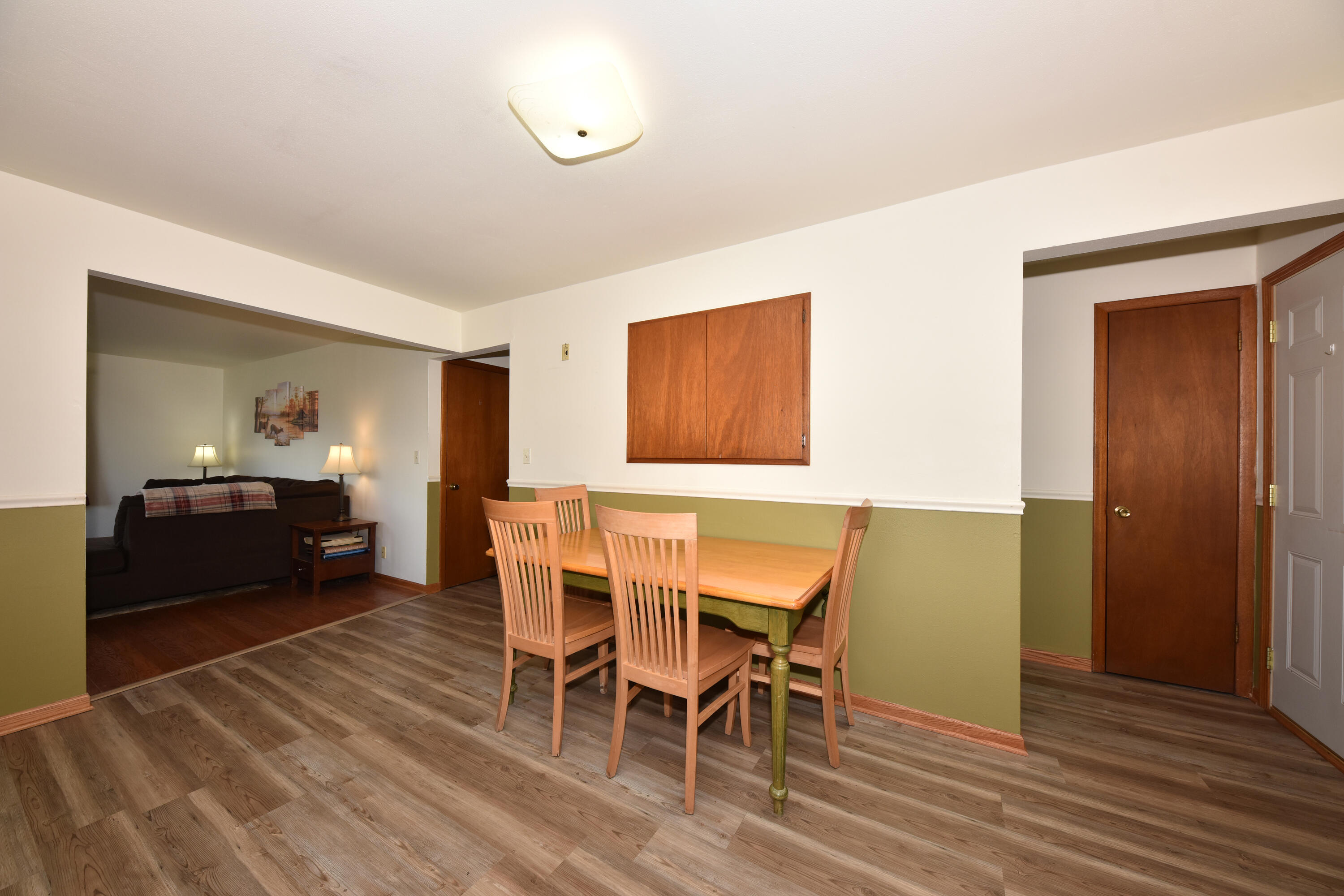 W4379 Center St