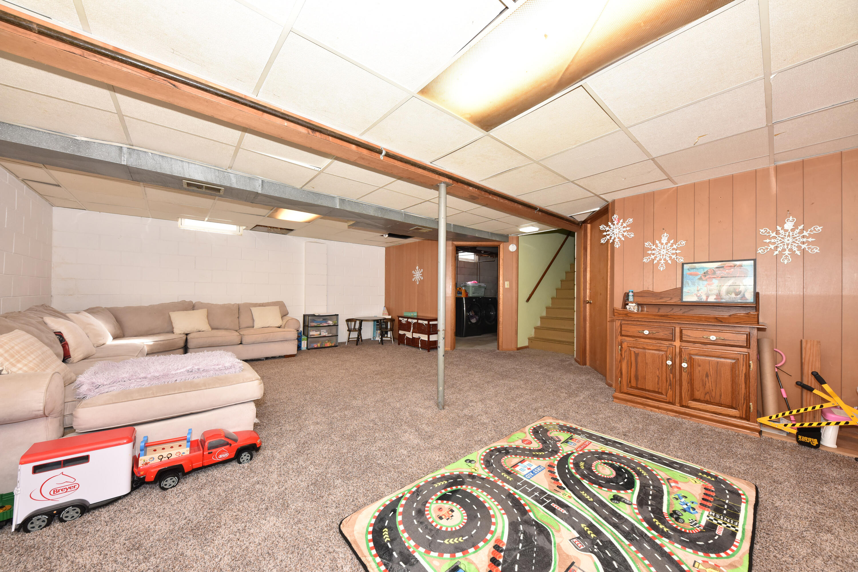 W4379 Center St