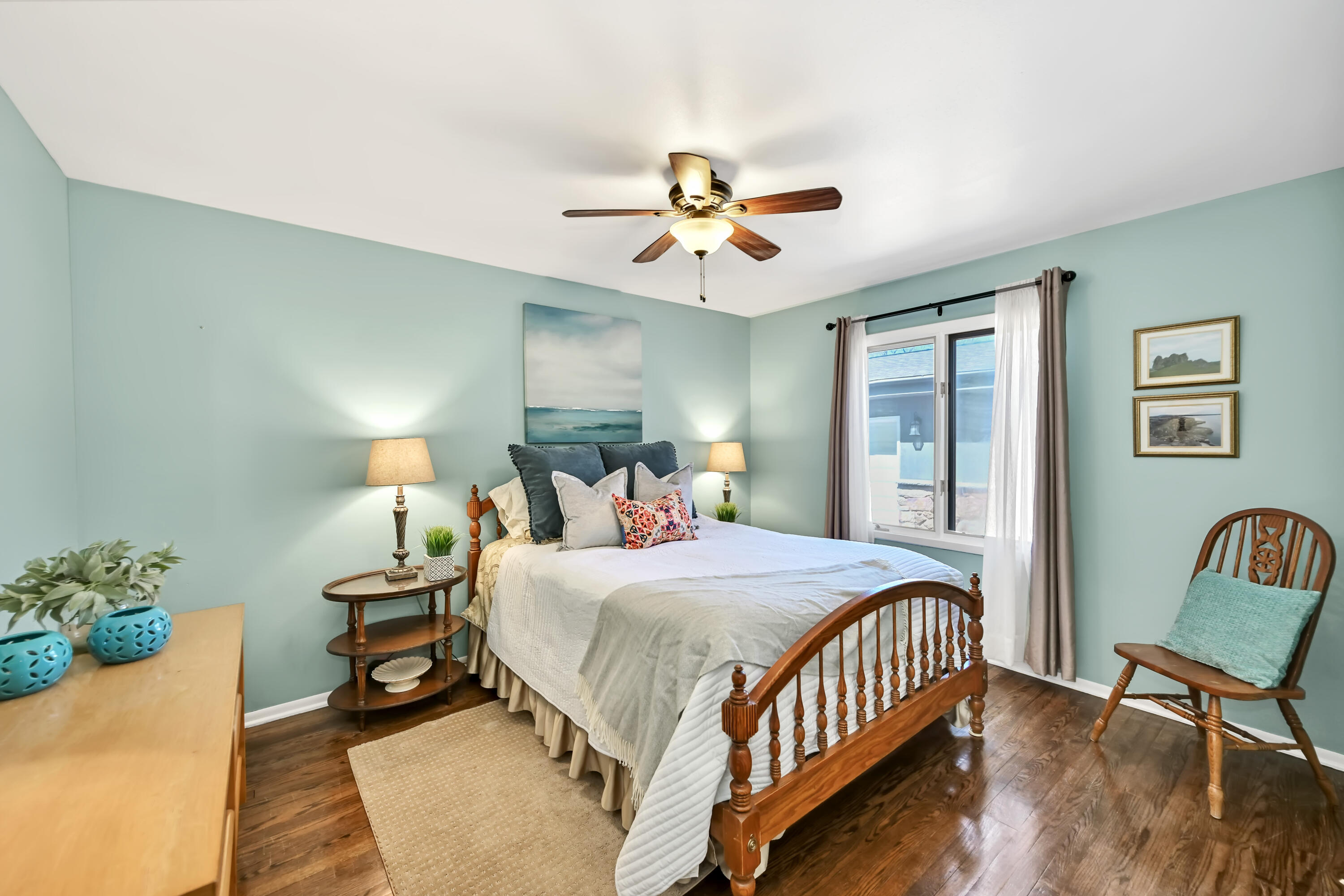 2138 Edgewood Dr