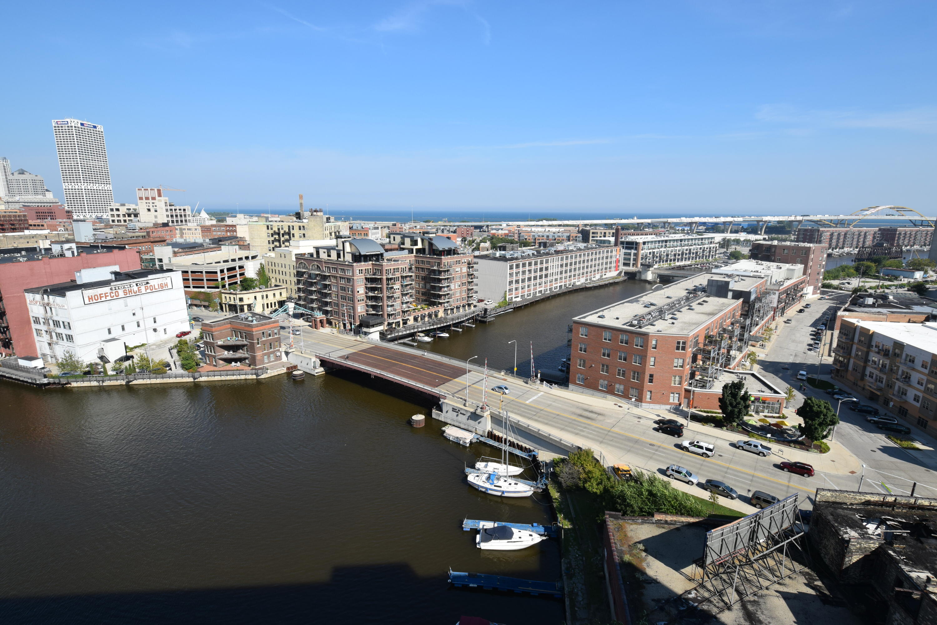 205 N Water St Unit: 404