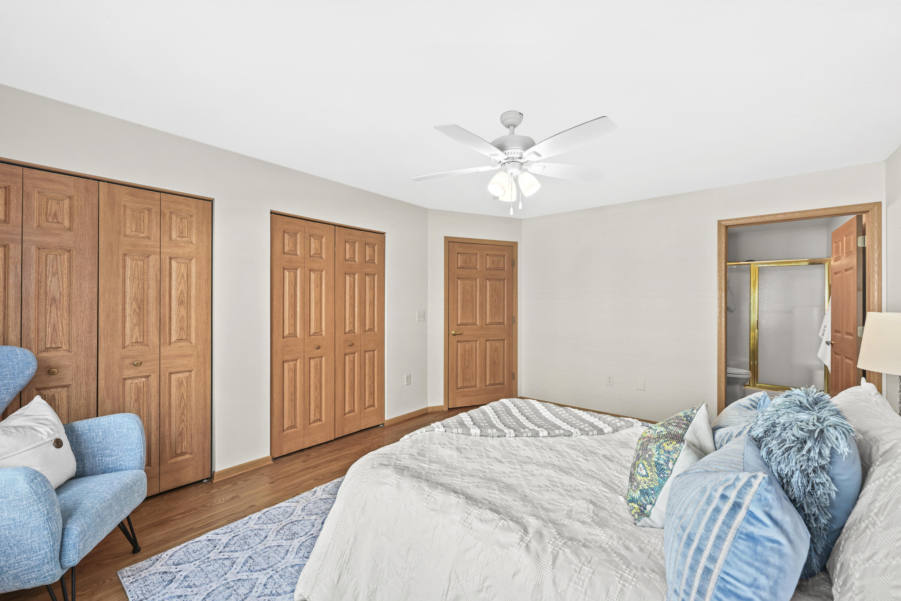 683 Wood River Ct Unit: 4