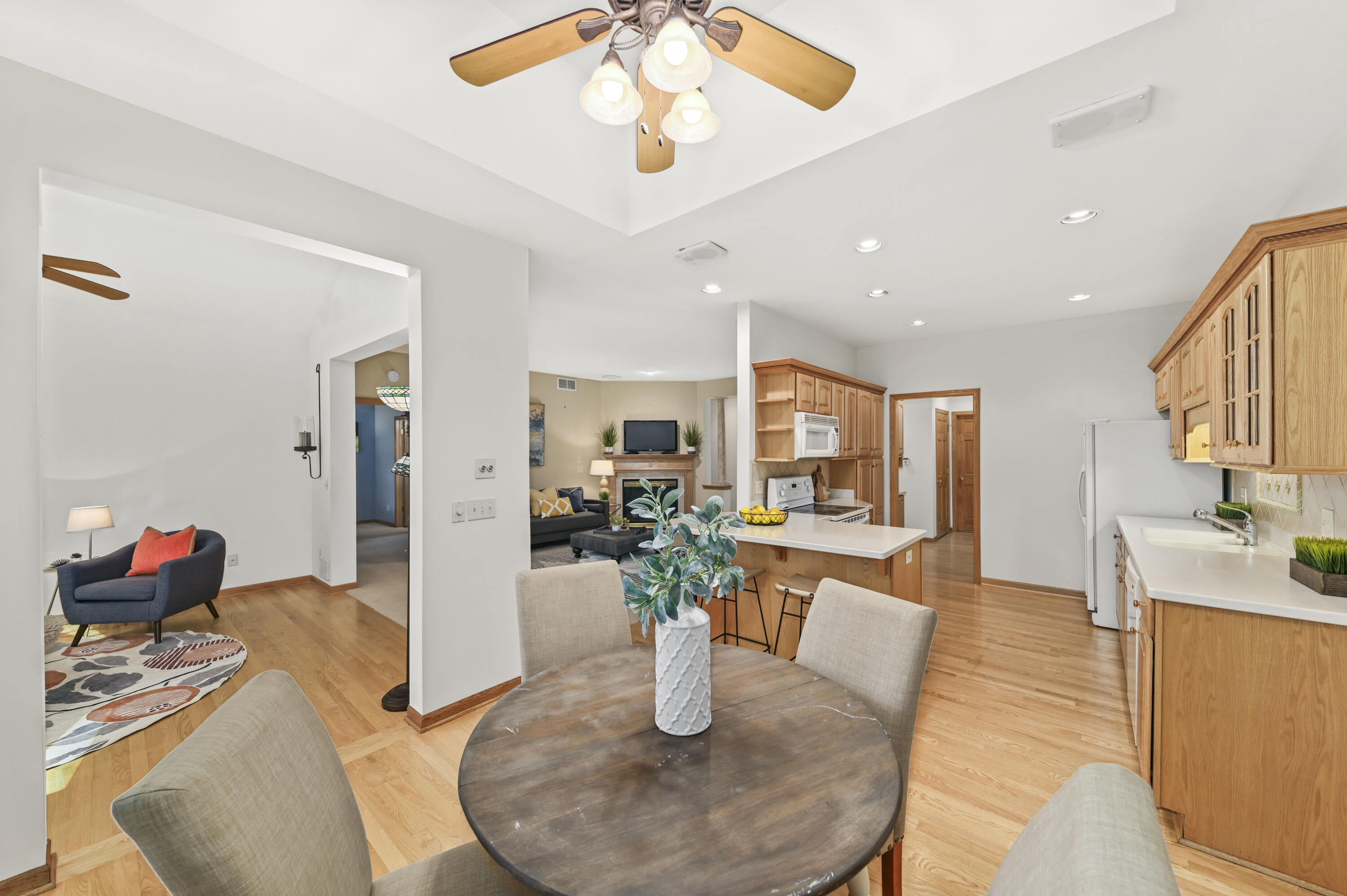 2325 Caribou Ln