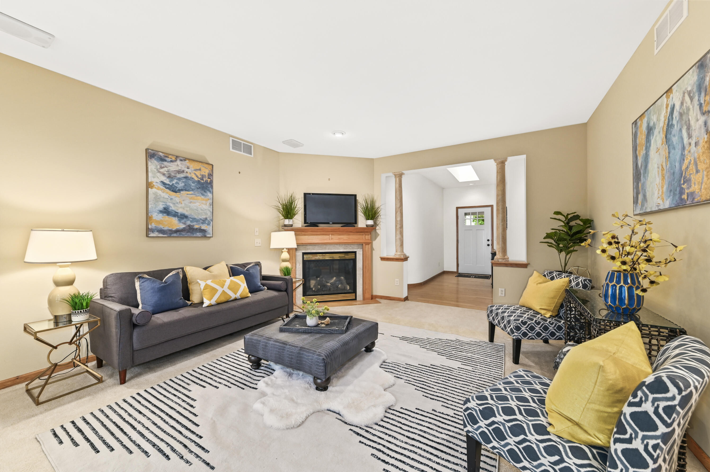 2325 Caribou Ln
