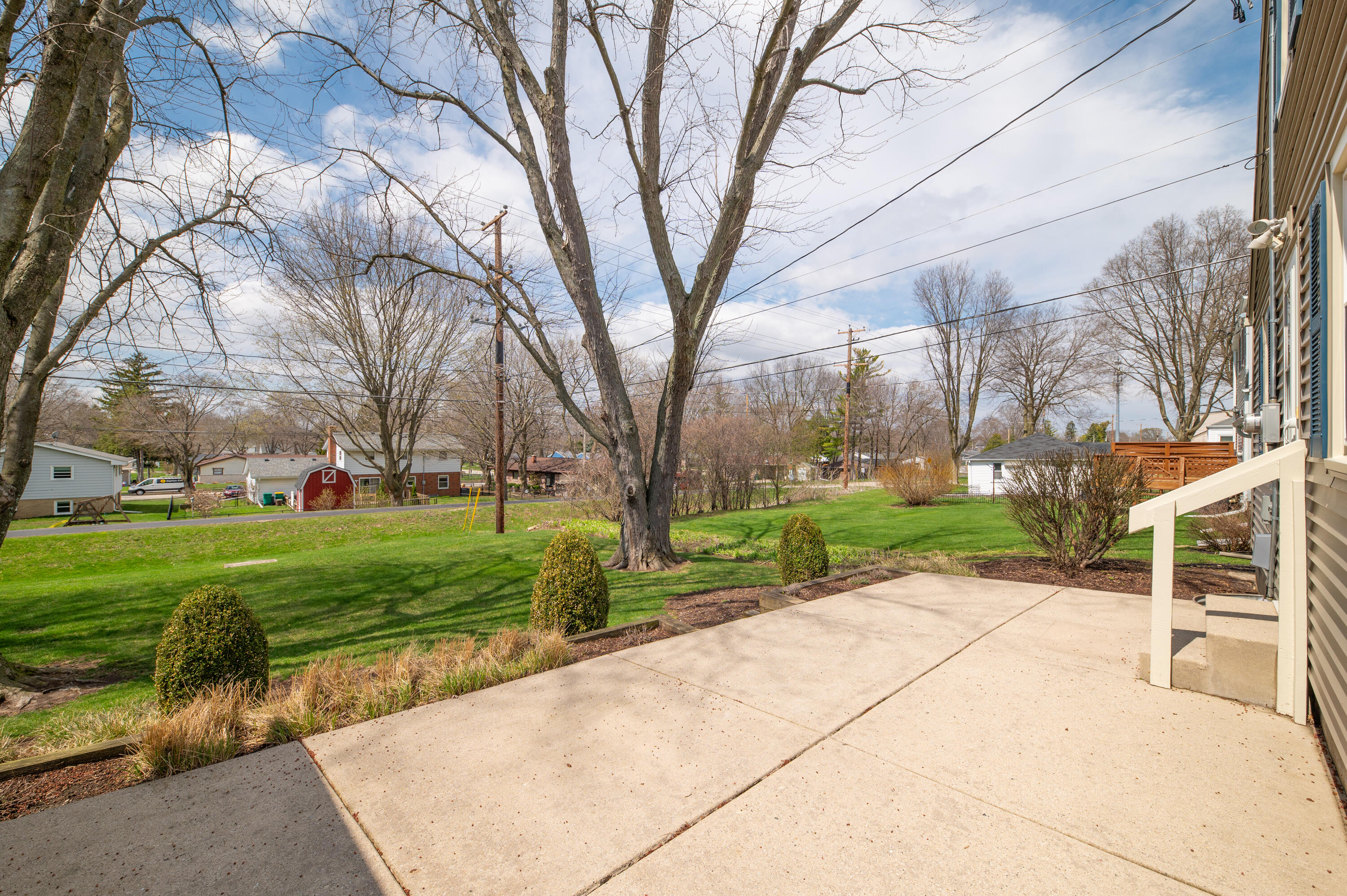 W63N391 Hillcrest Ave
