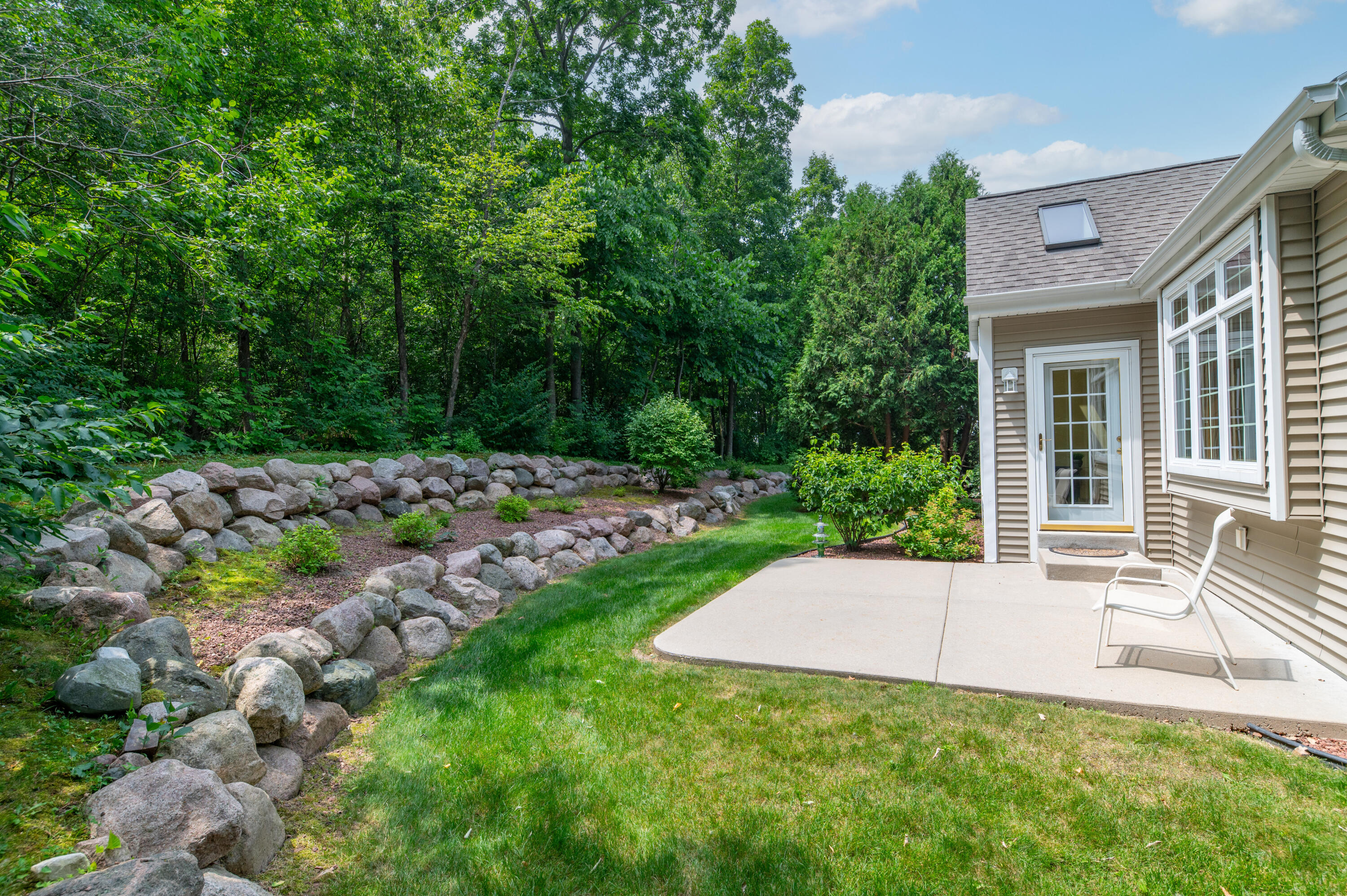 2379 Stoney Ln