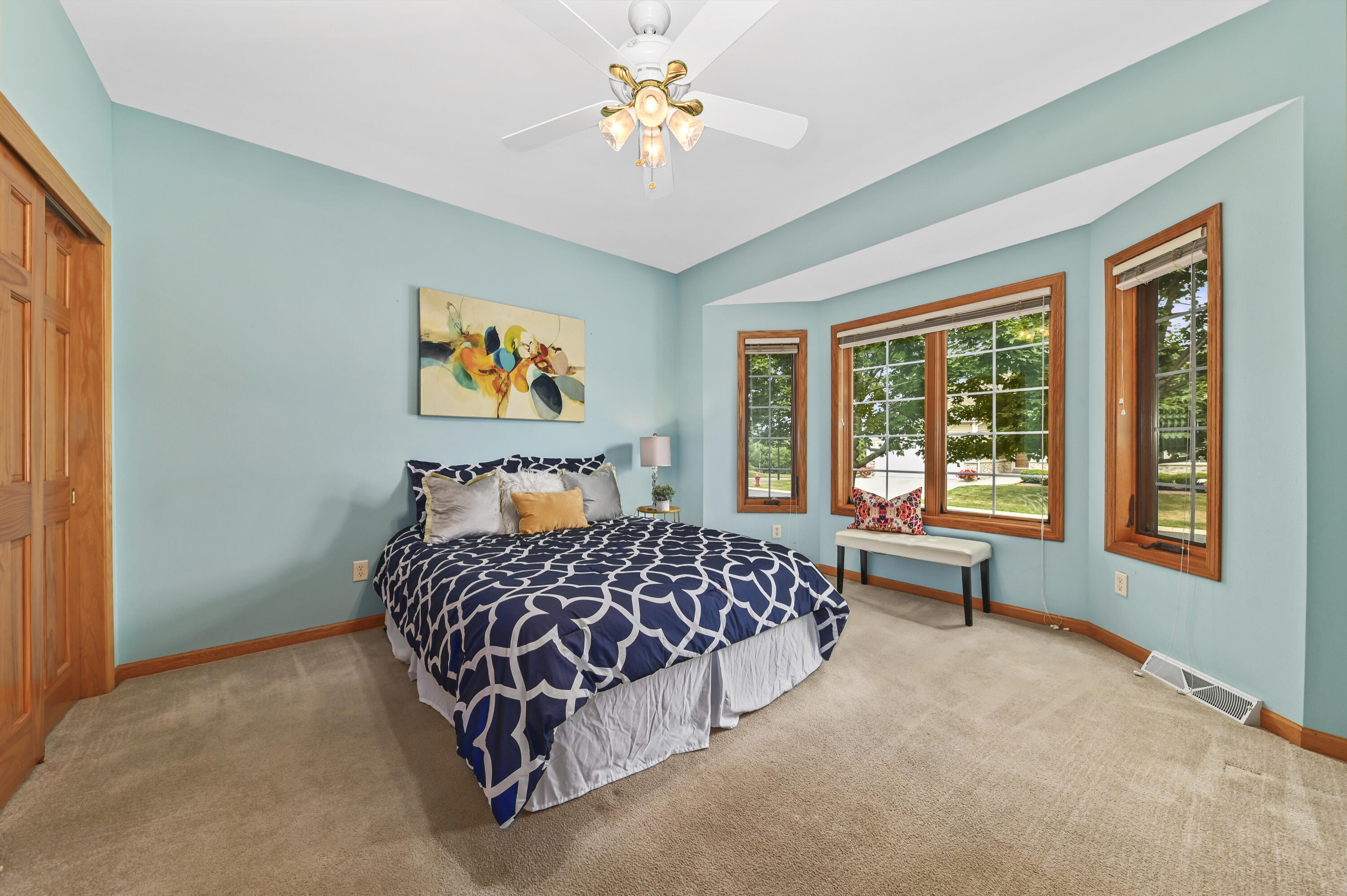 2379 Stoney Ln