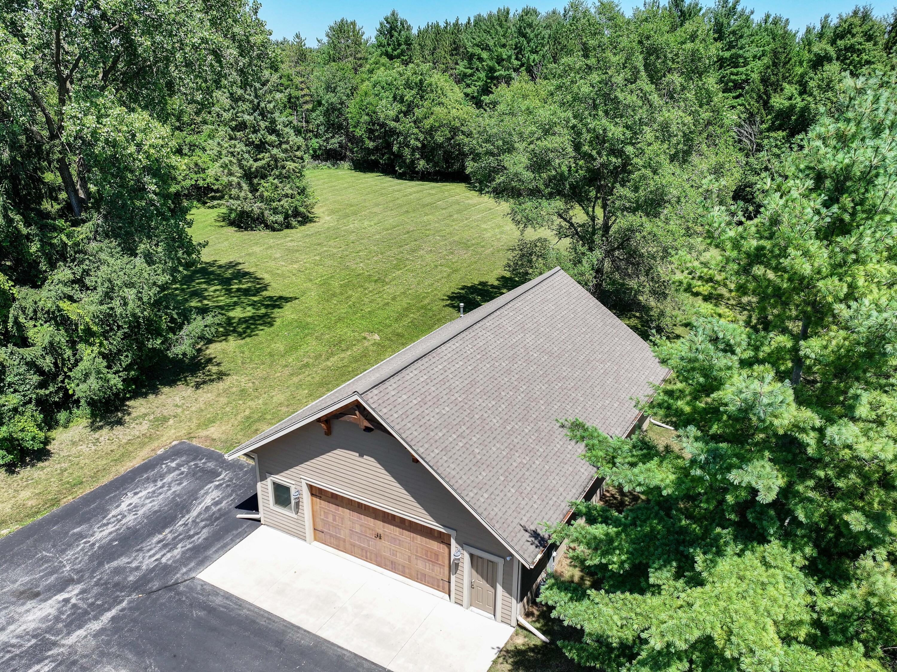 5531 Peters Dr