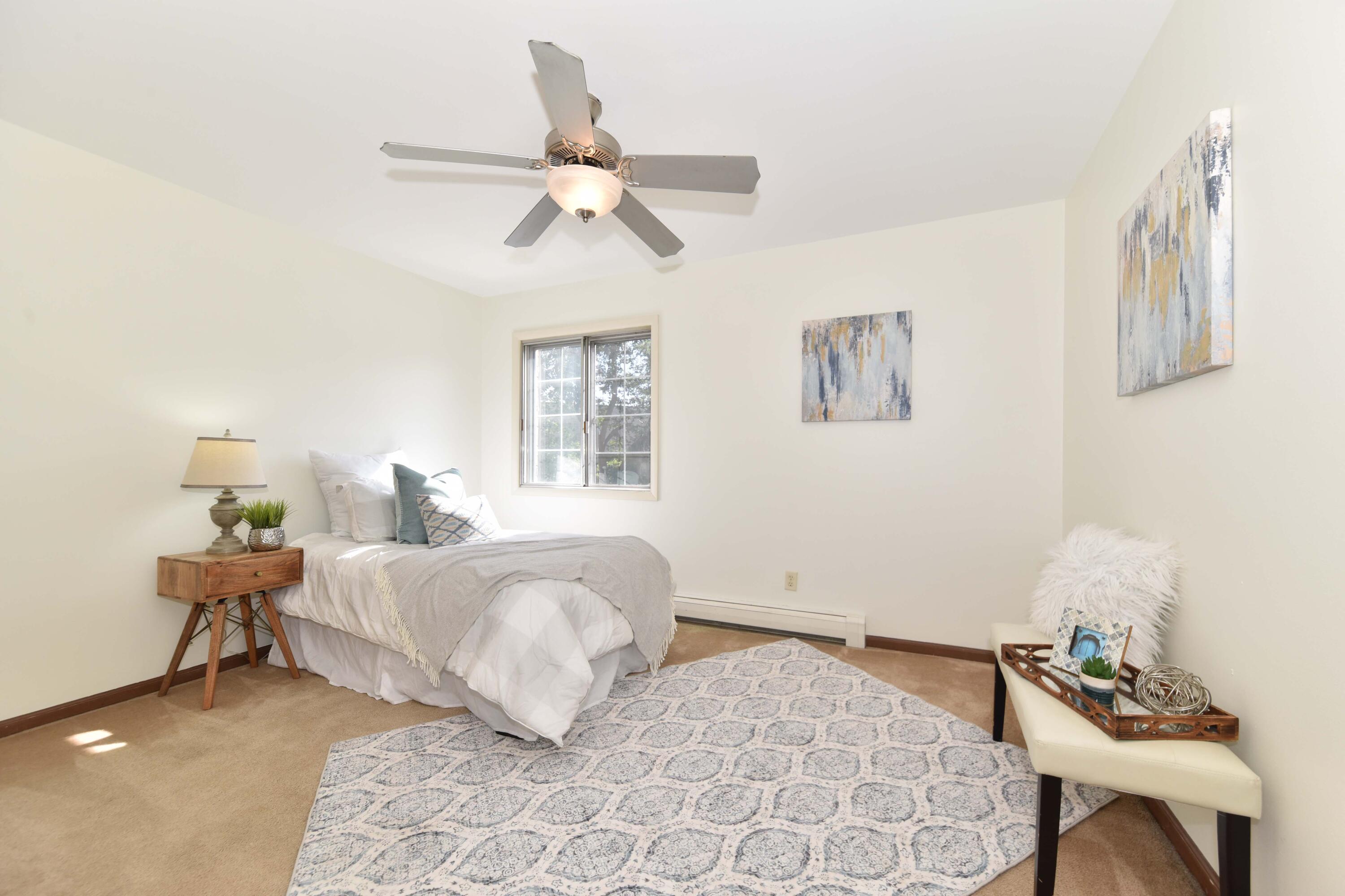 149 Linden Ln, 6