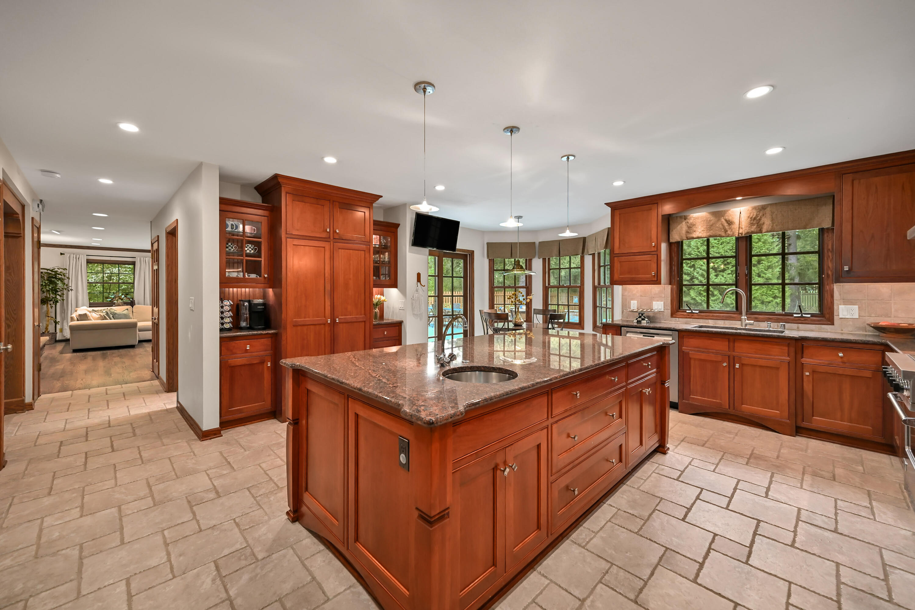 9506 N Wakefield Ct