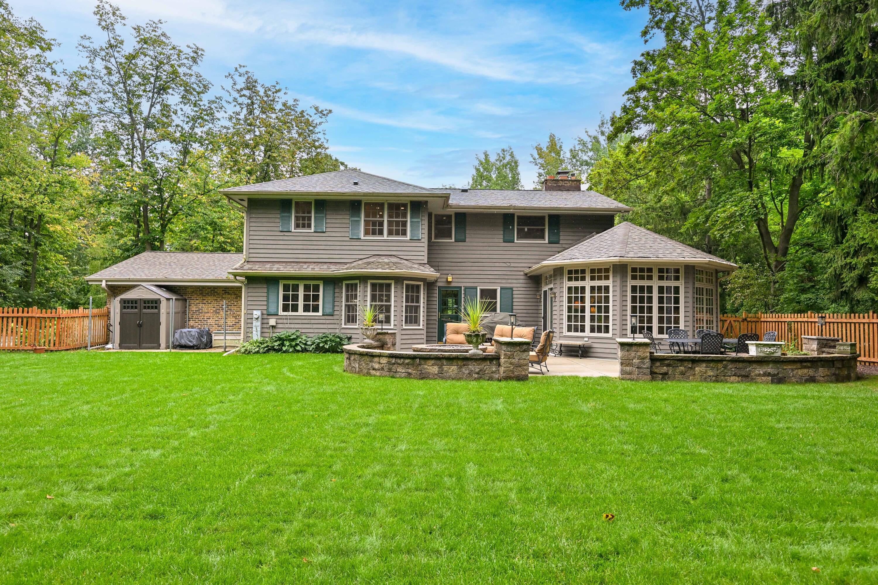 9506 N Wakefield Ct