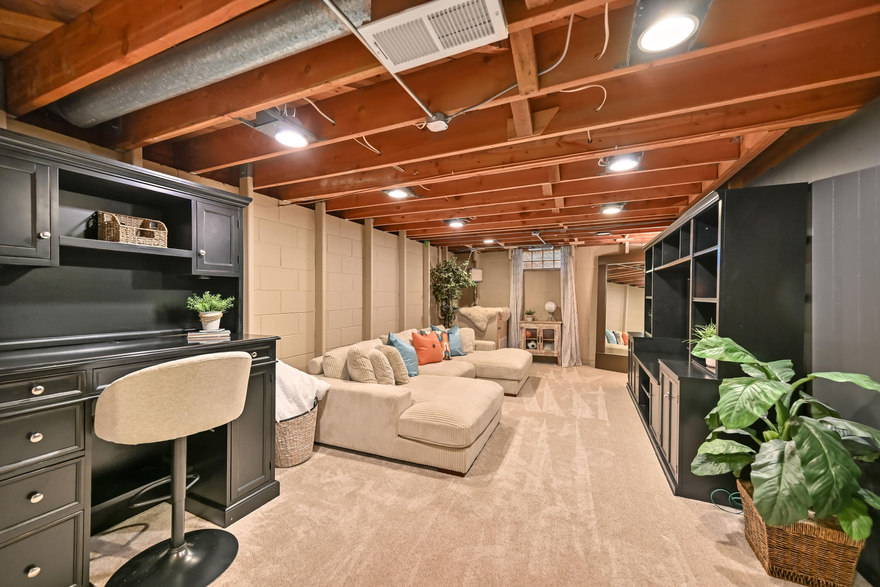 9506 N Wakefield Ct