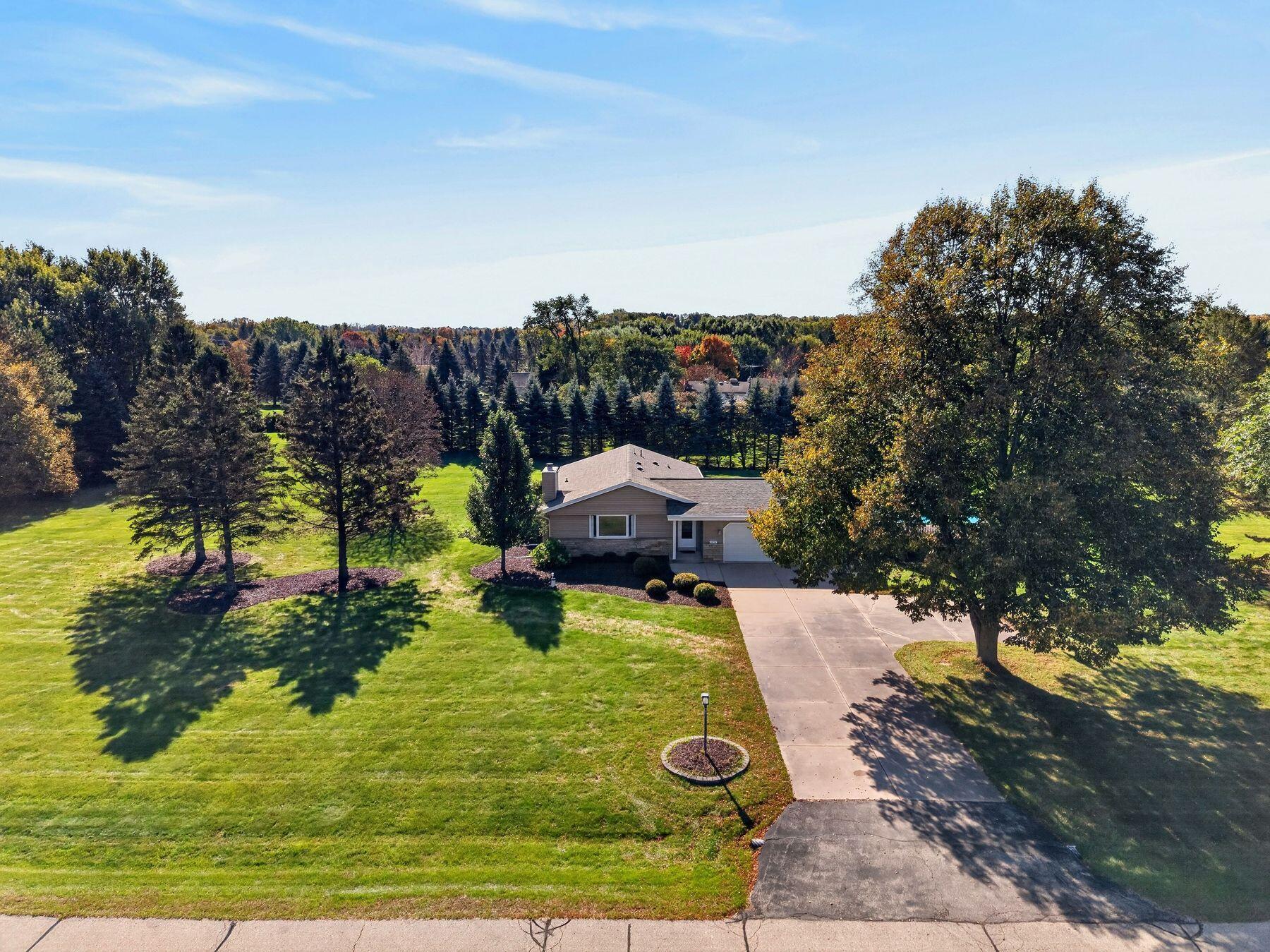 4179 Briar Ridge Ln