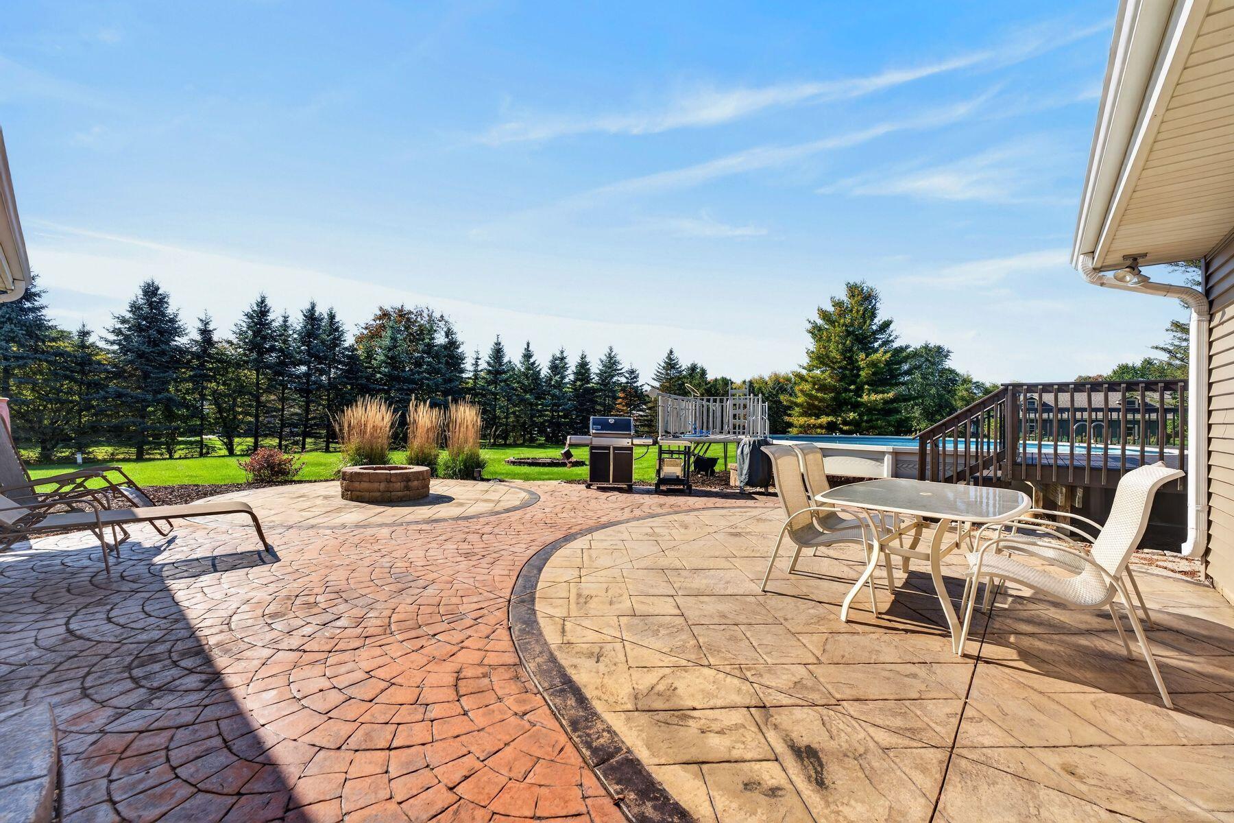 4179 Briar Ridge Ln