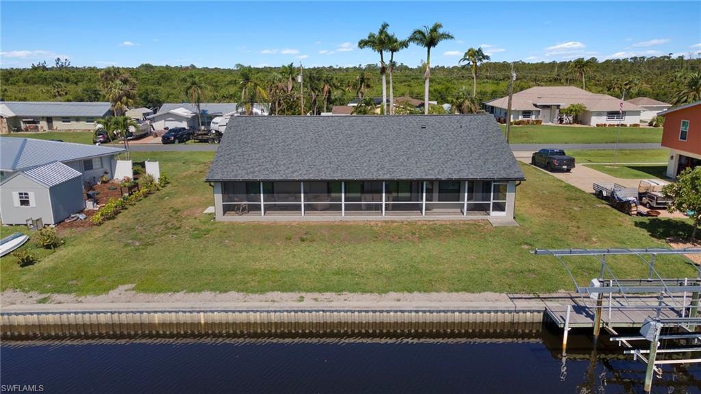 2176 Club House RD