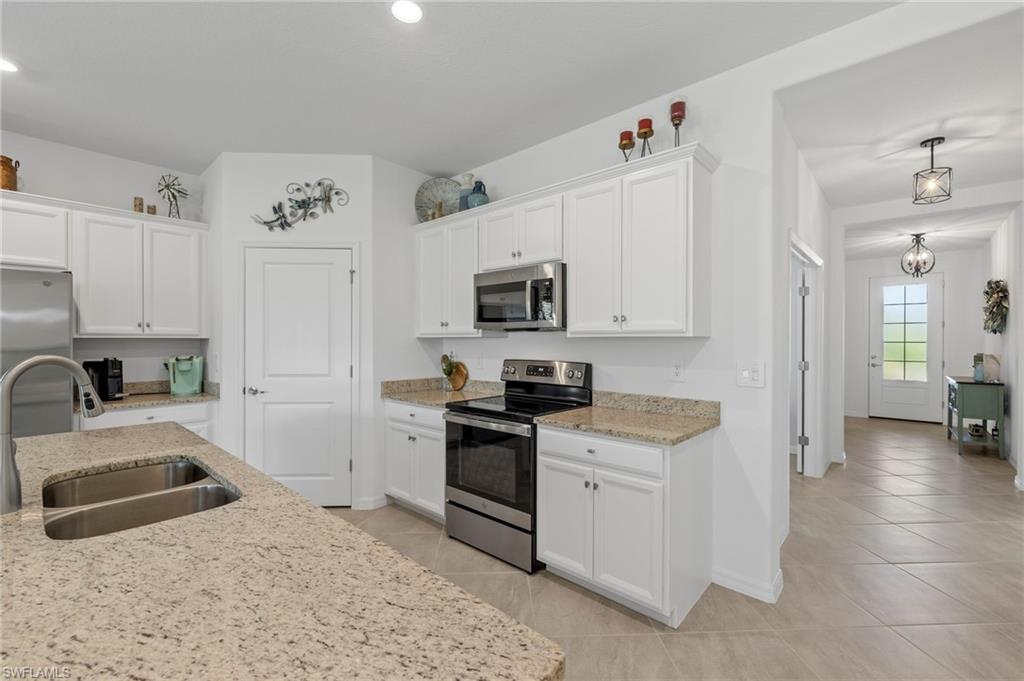 16069 Rosemallow LN