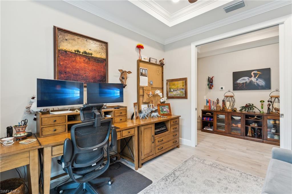 17513 Caravita LN