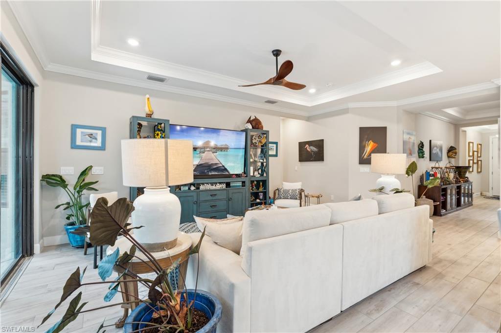 17513 Caravita LN