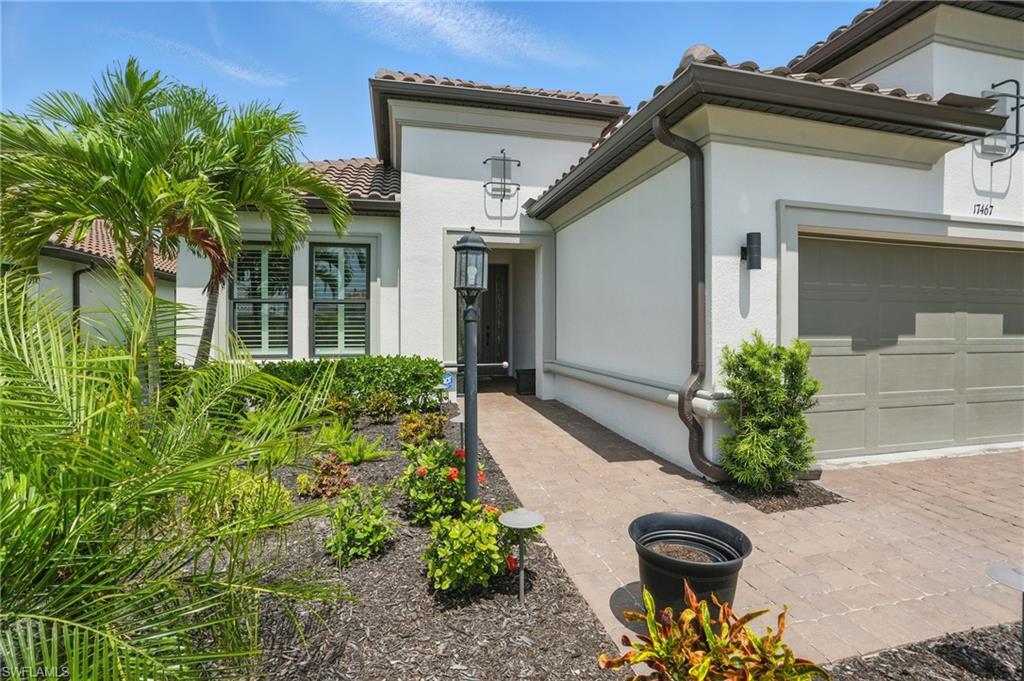 17467 Caravita LN