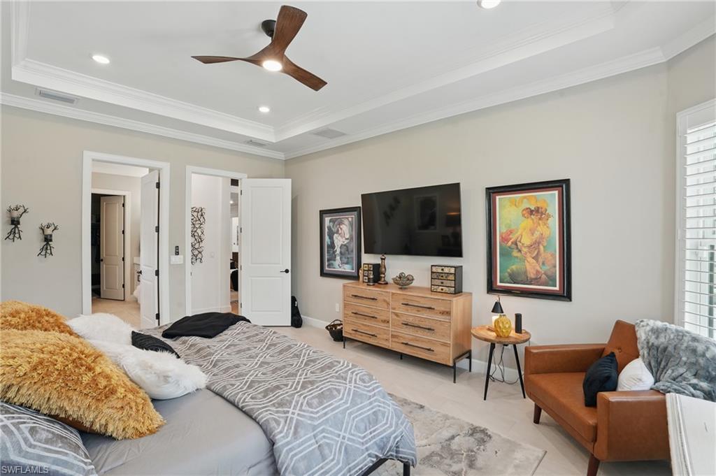 17467 Caravita LN