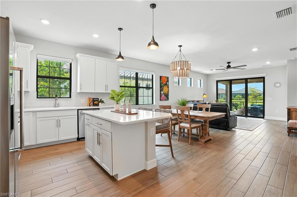 11945 Sacra PL