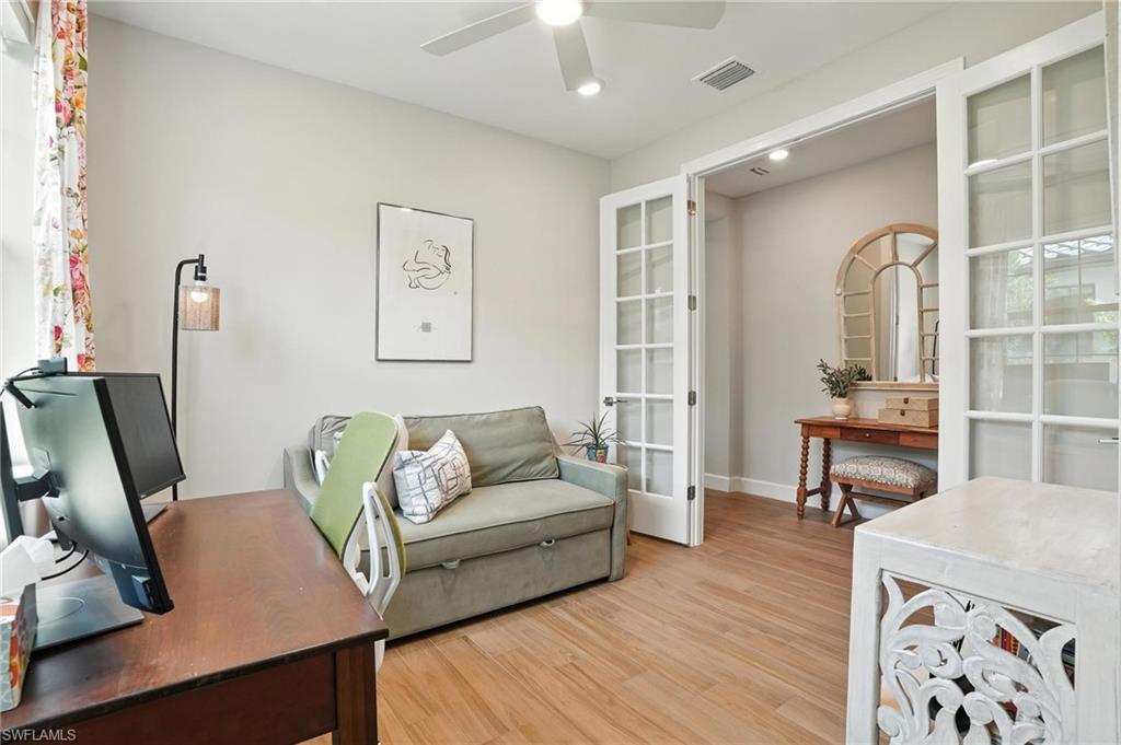 11945 Sacra PL