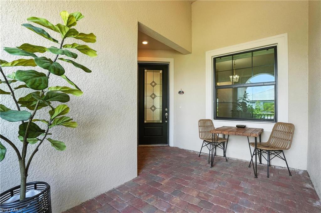 11945 Sacra PL