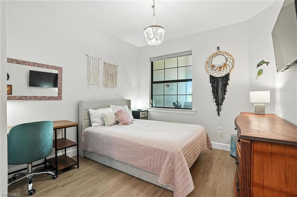 11945 Sacra PL