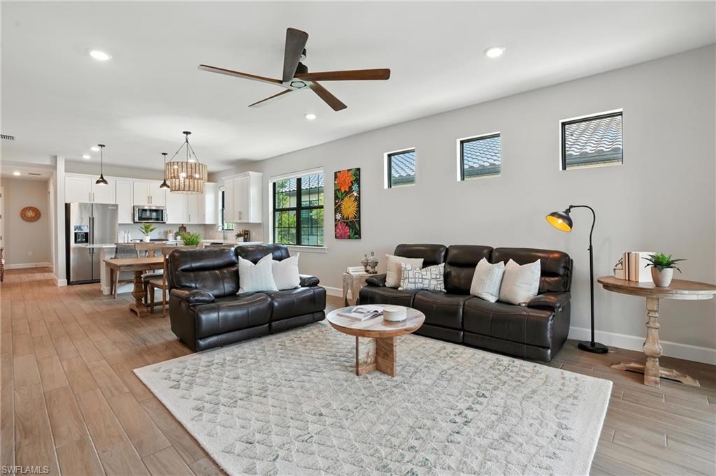 11945 Sacra PL