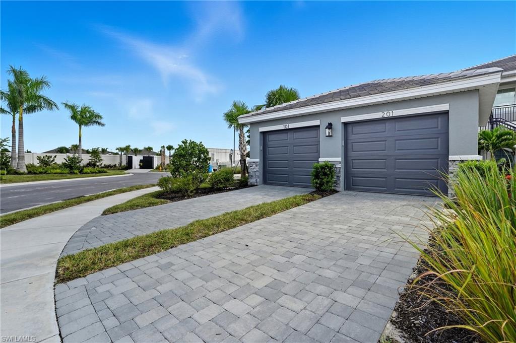 11861 Venetian Lagoon DR