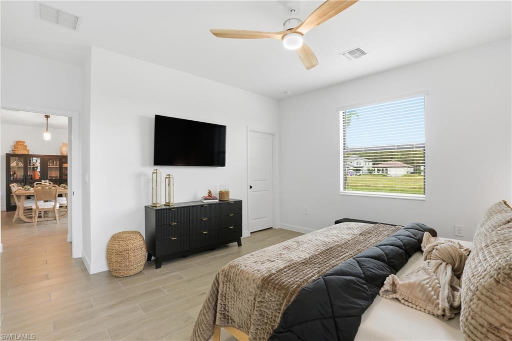 20428 Verawood LOOP, ESTERO